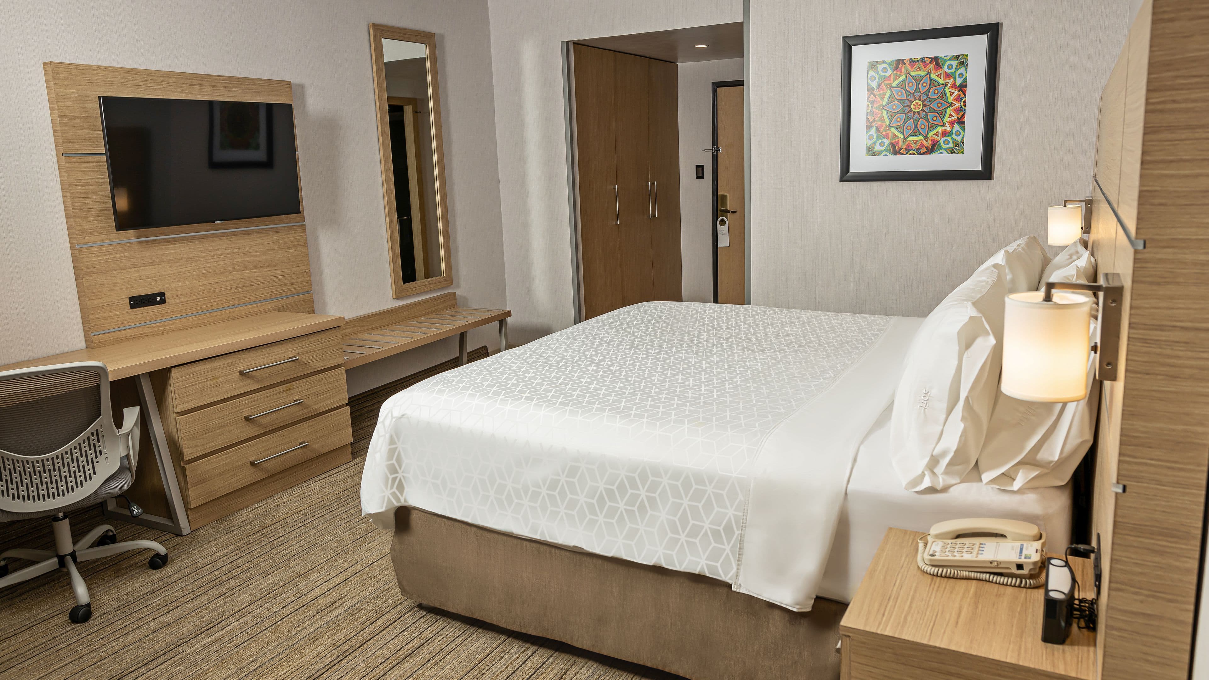 Holiday Inn Express Chihuahua — 9