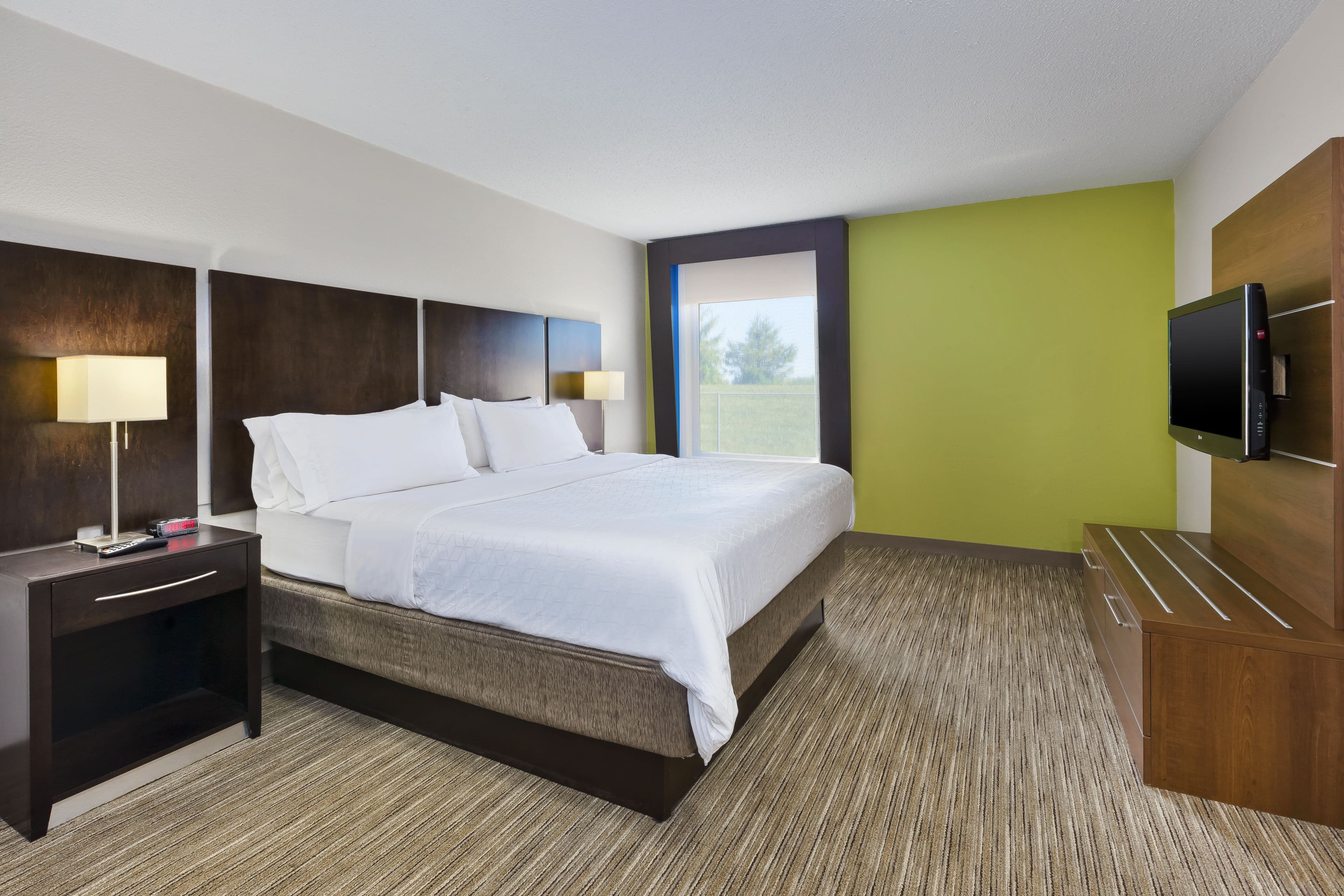 Holiday Inn Express Chillicothe East - Image 2