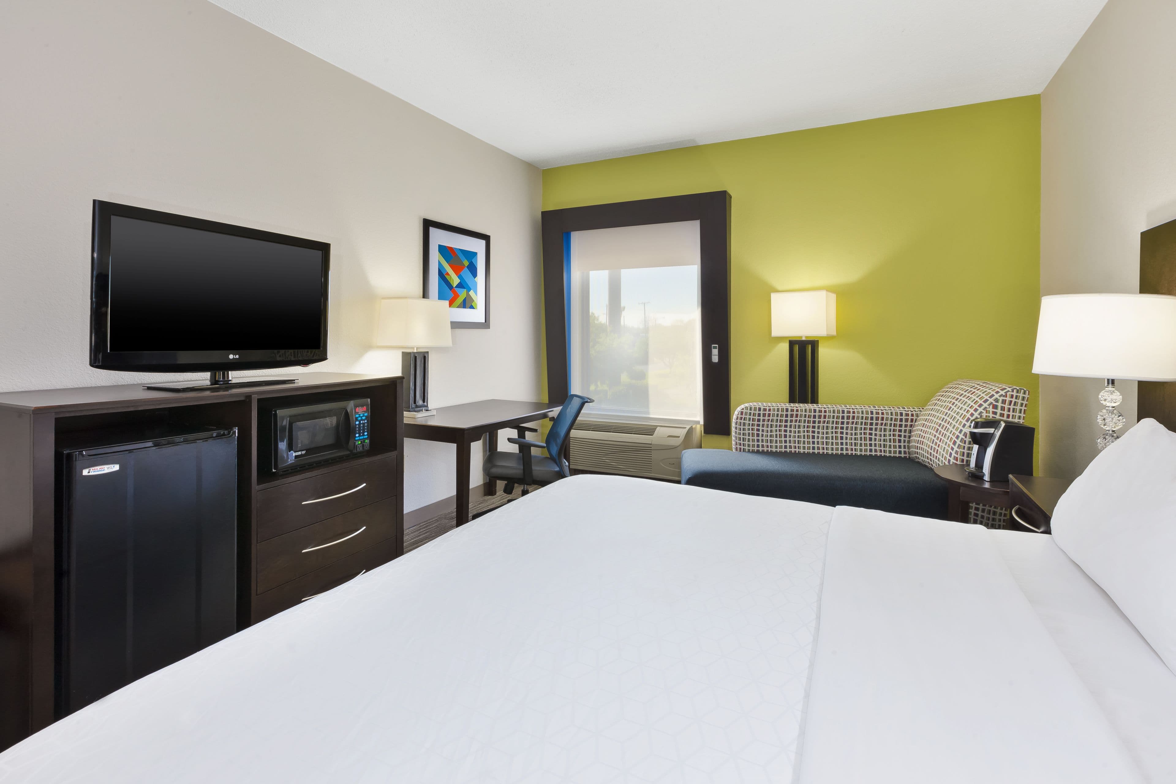 Holiday Inn Express Chillicothe East — 10