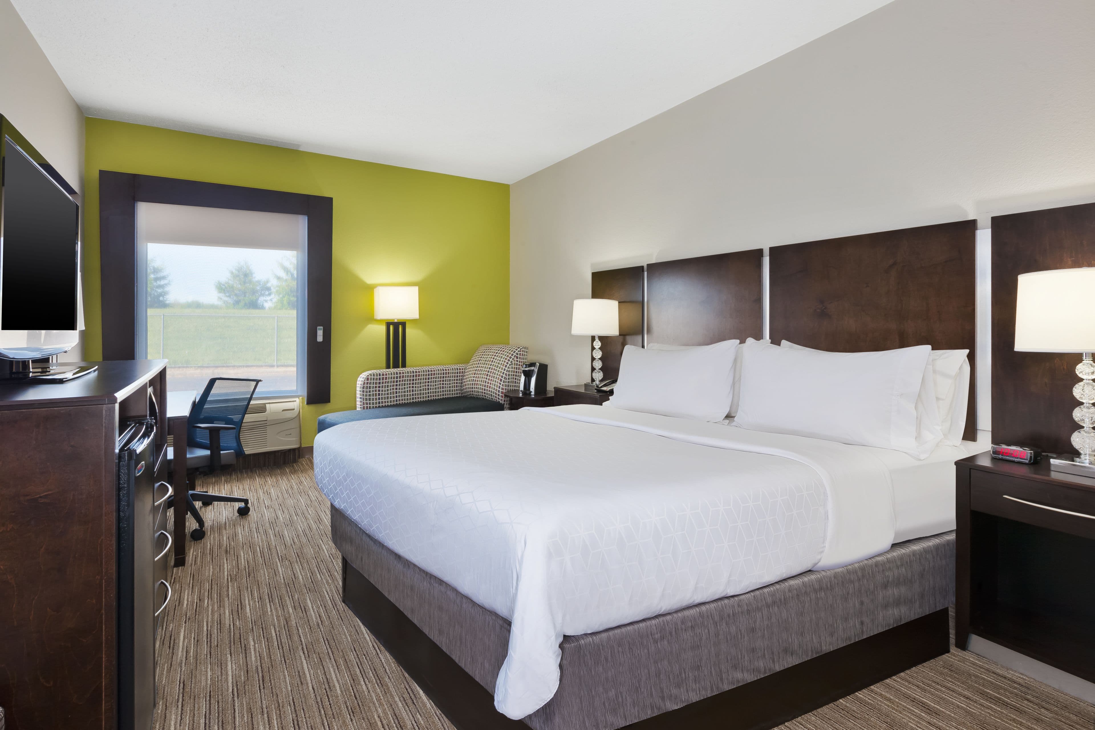Holiday Inn Express Chillicothe East — 8