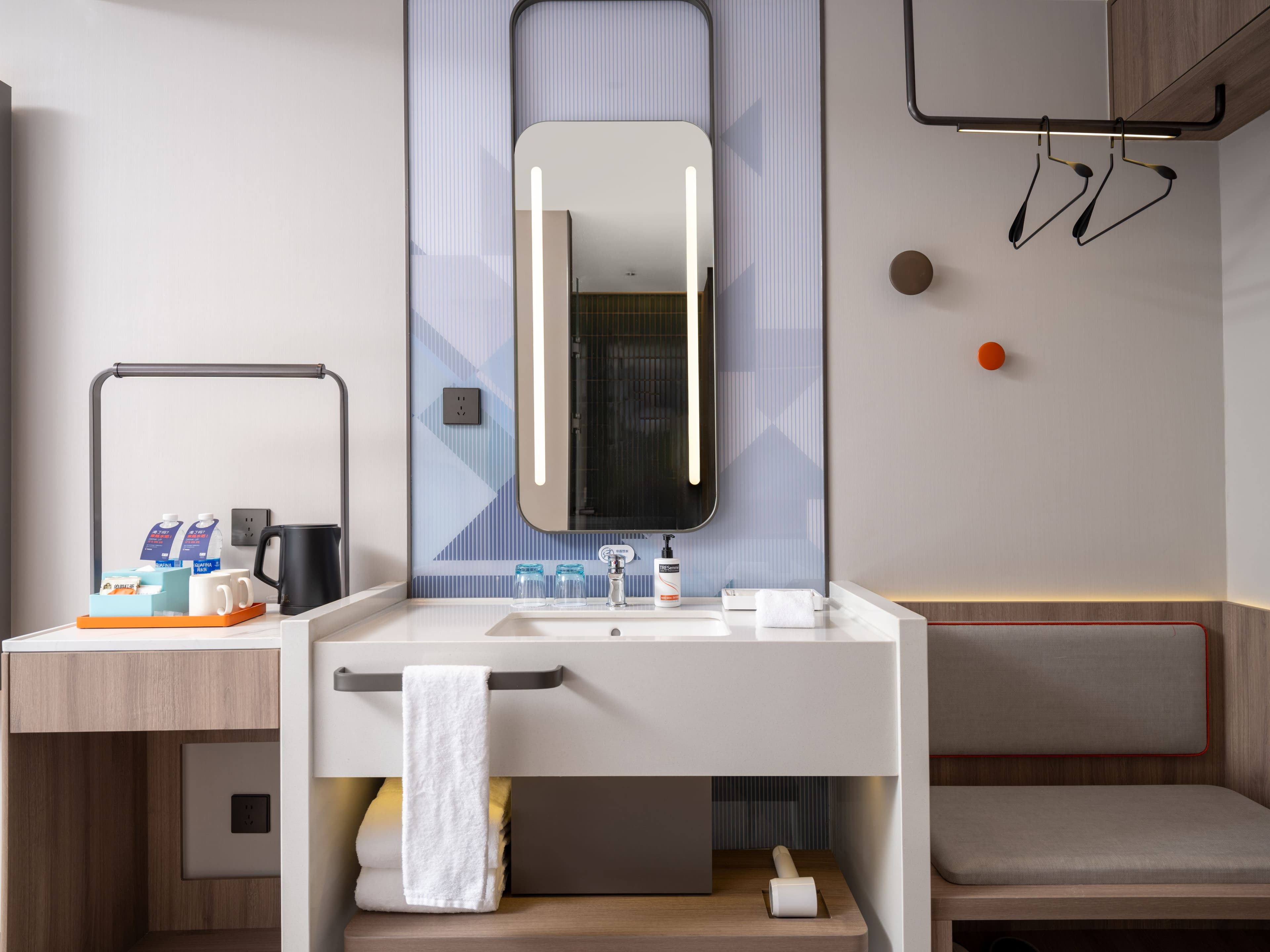 Holiday Inn Express Chongqing Ciqikou Ancient Town — 10