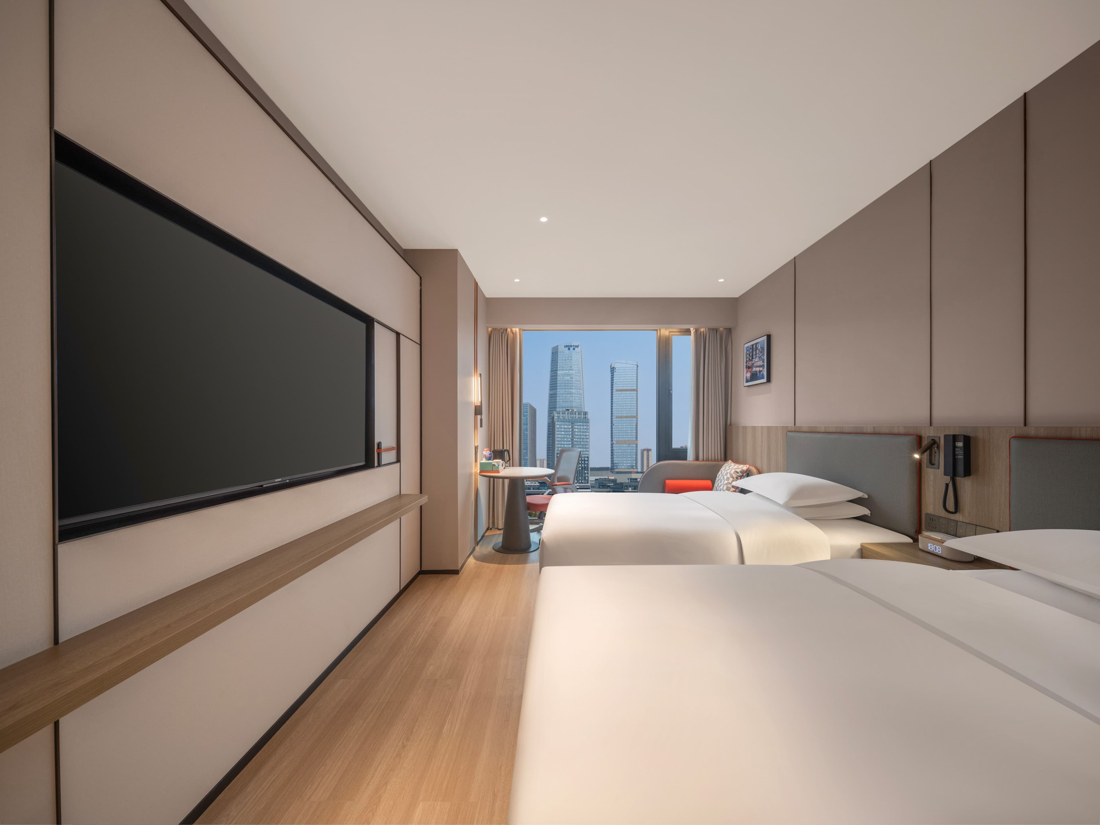 Holiday Inn Express Chongqing Central Park — 12