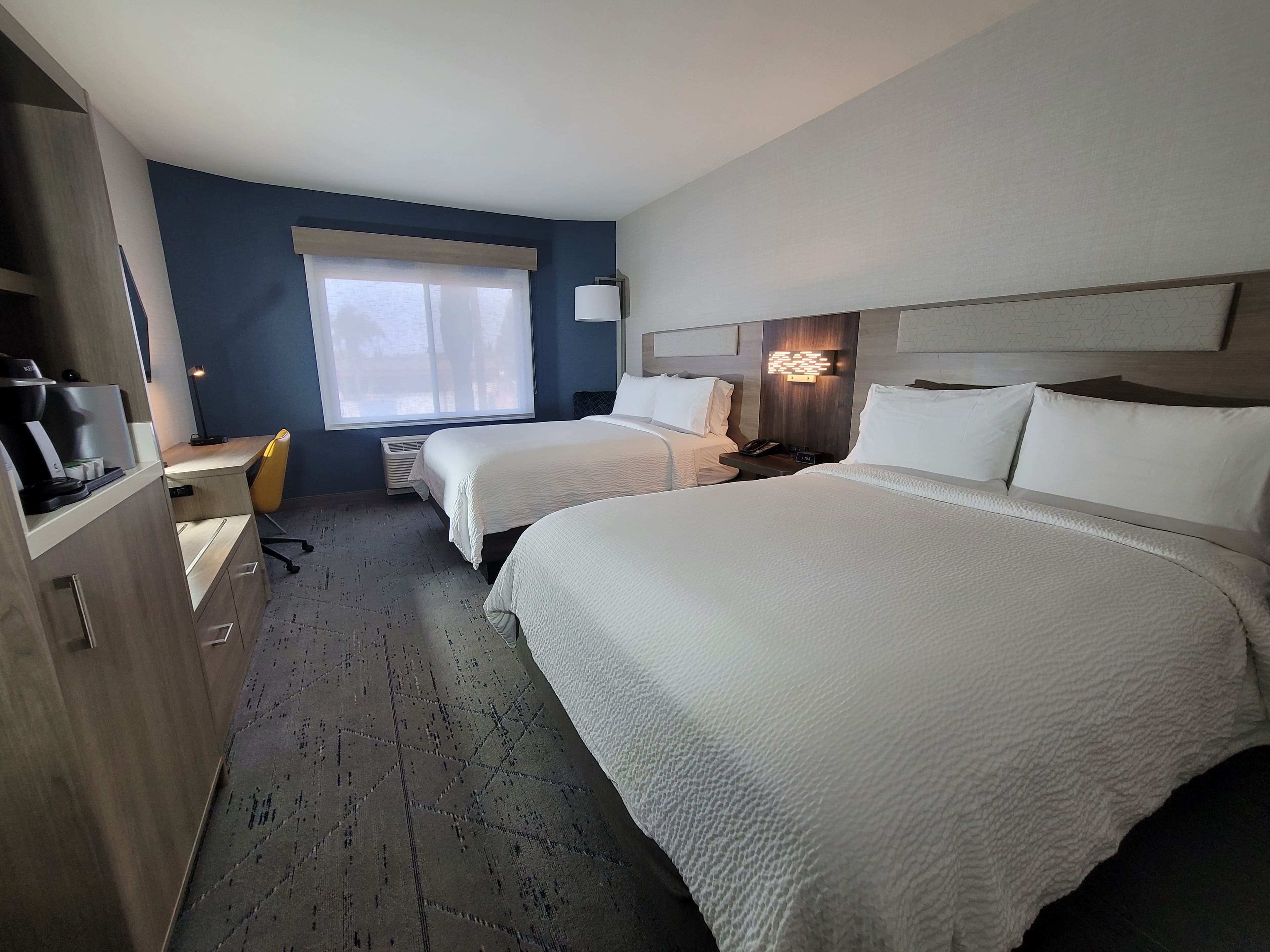 Holiday Inn Express San Diego South - Chula Vista — 4