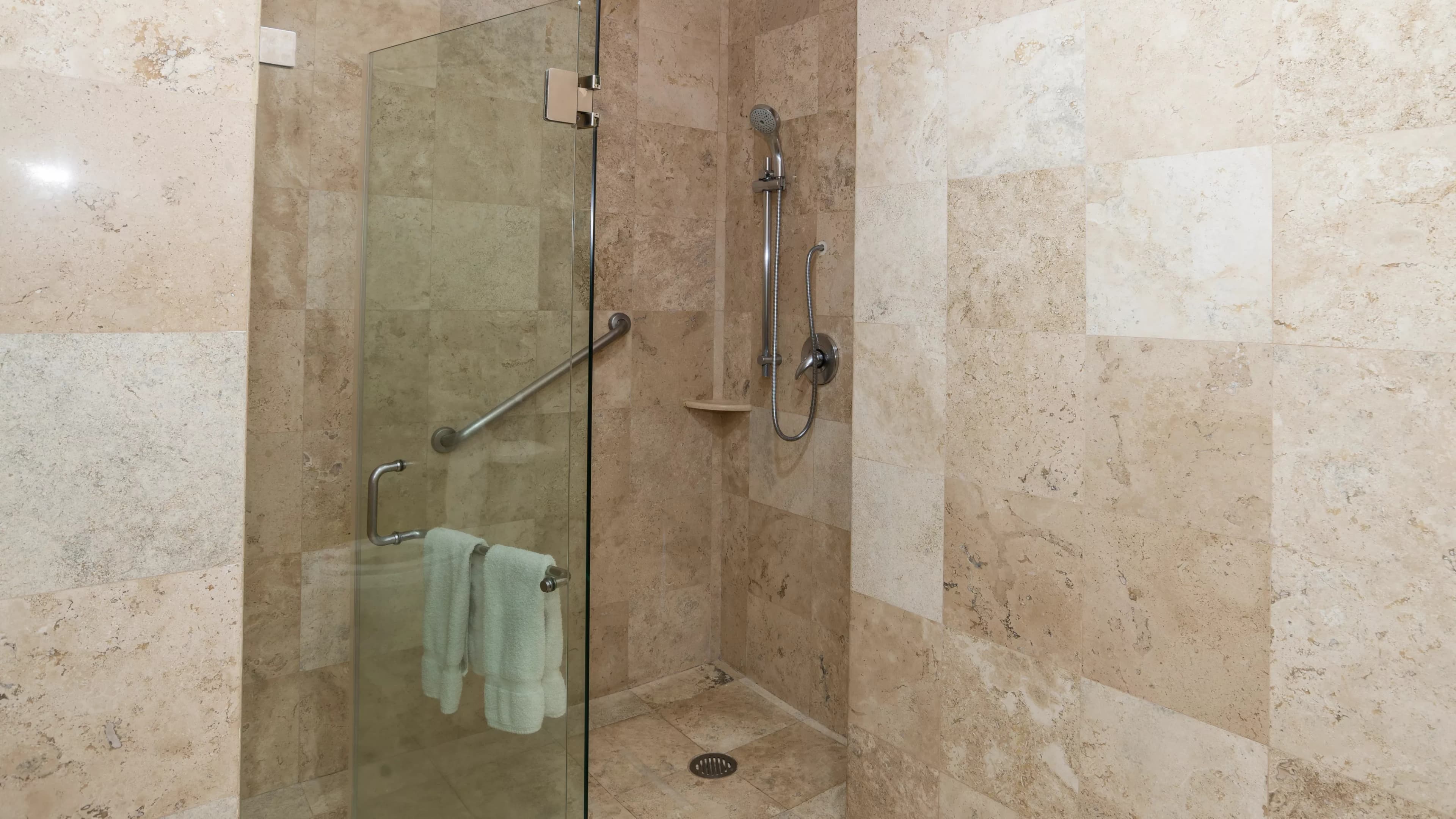 Holiday Inn Express Mexico Santa Fe — 22