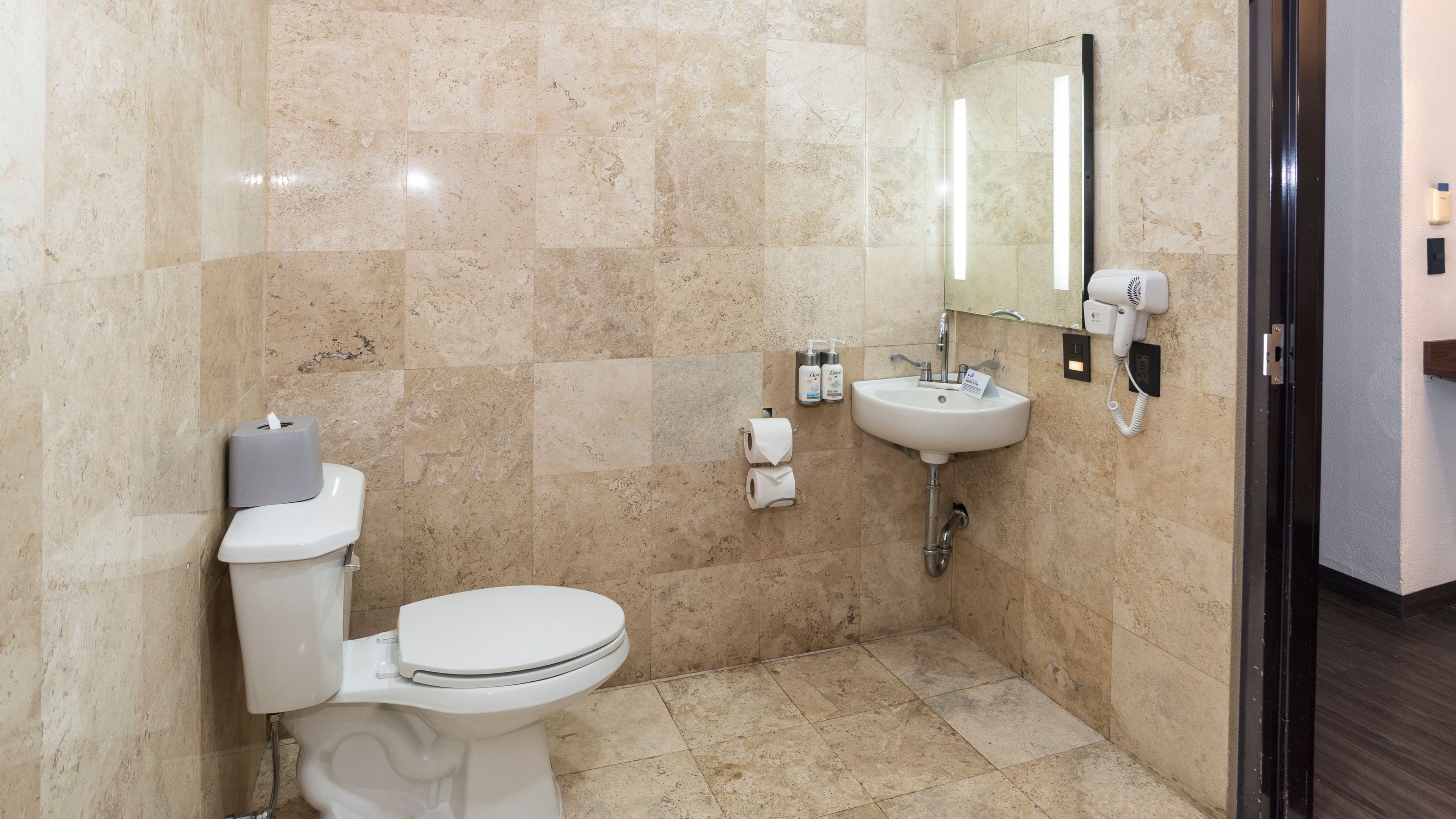 Holiday Inn Express Mexico Santa Fe — 20