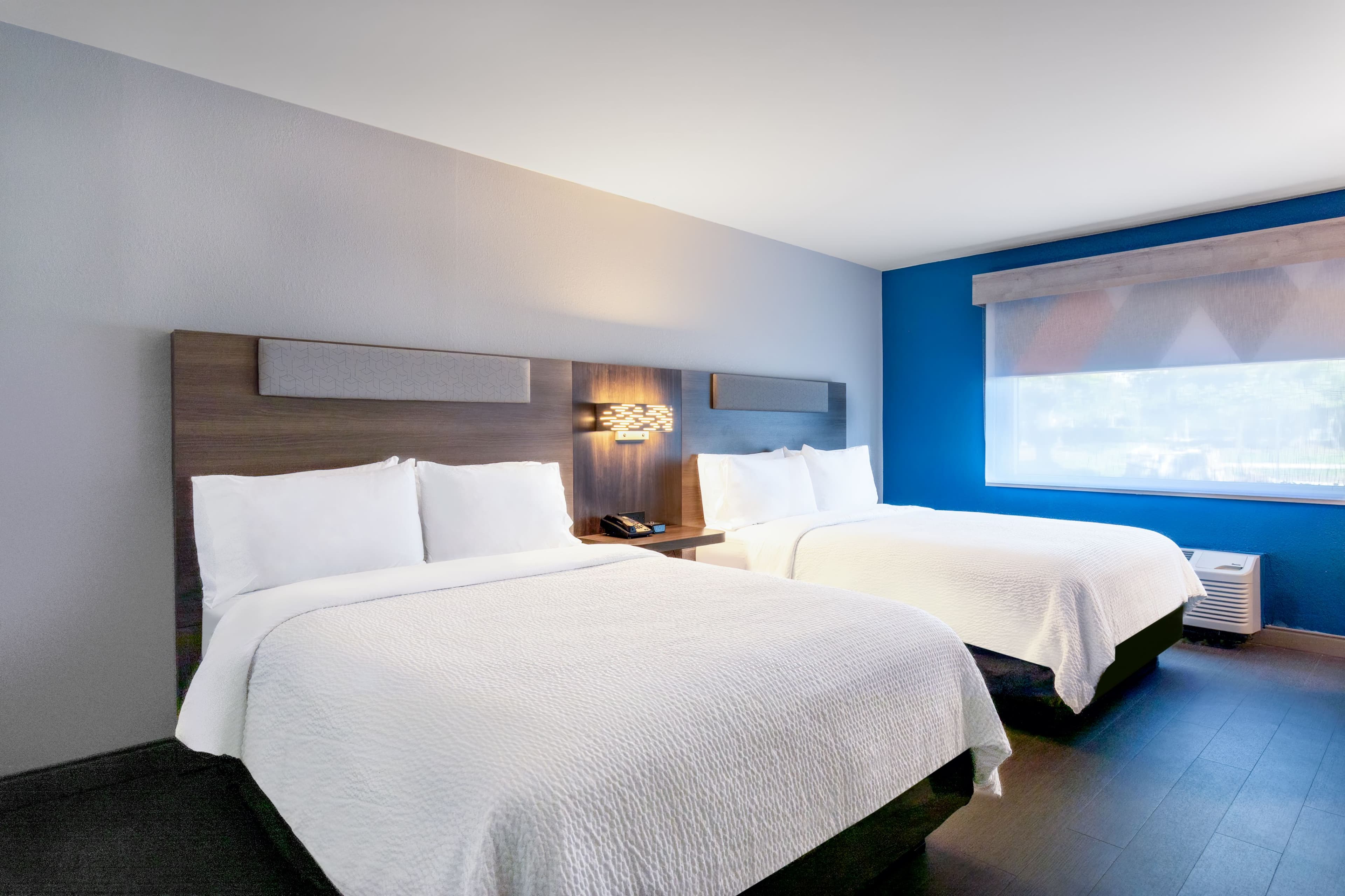 Holiday Inn Express Clearwater East - Icot Center — 6