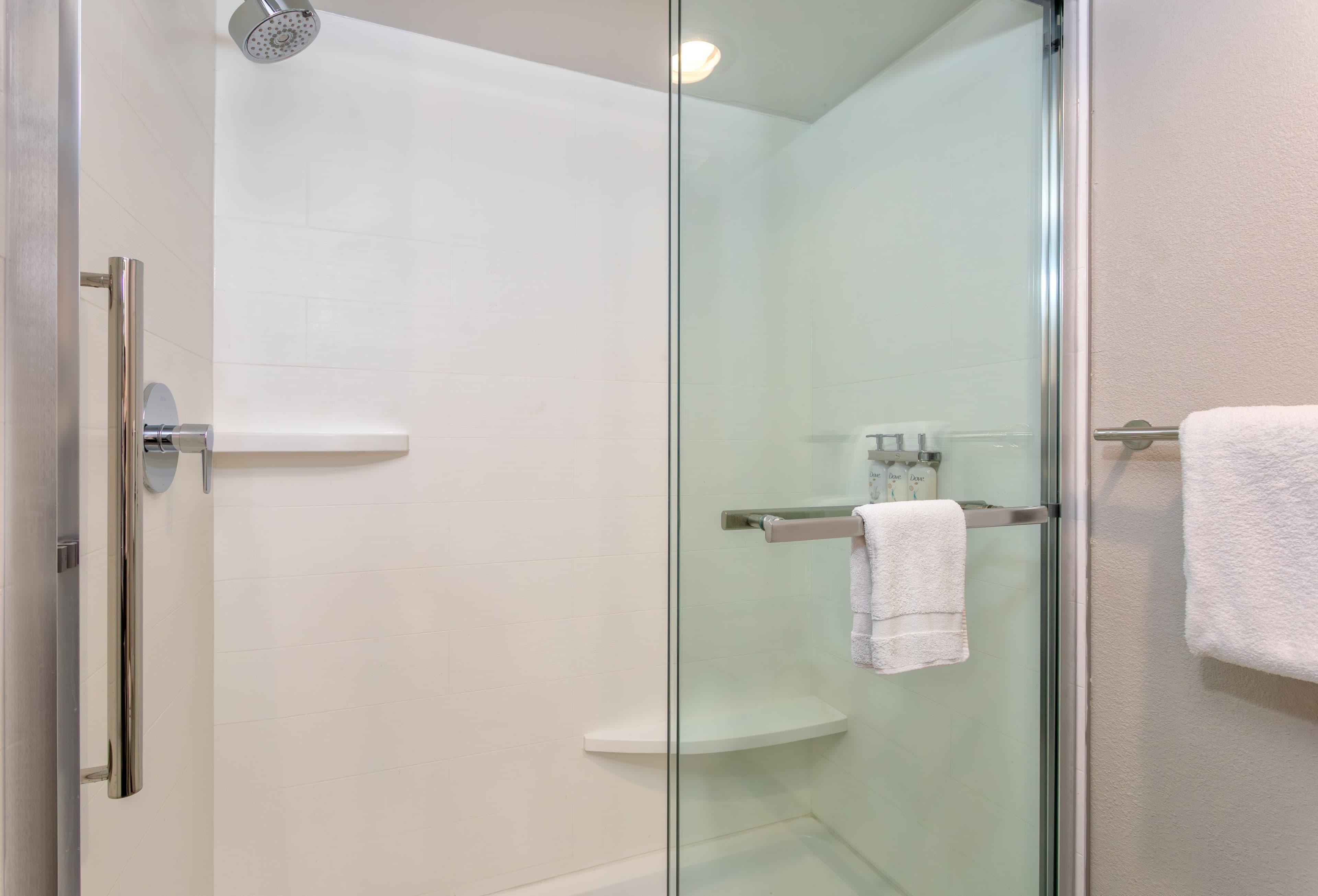 Holiday Inn Express Clearwater East - Icot Center - Image 4