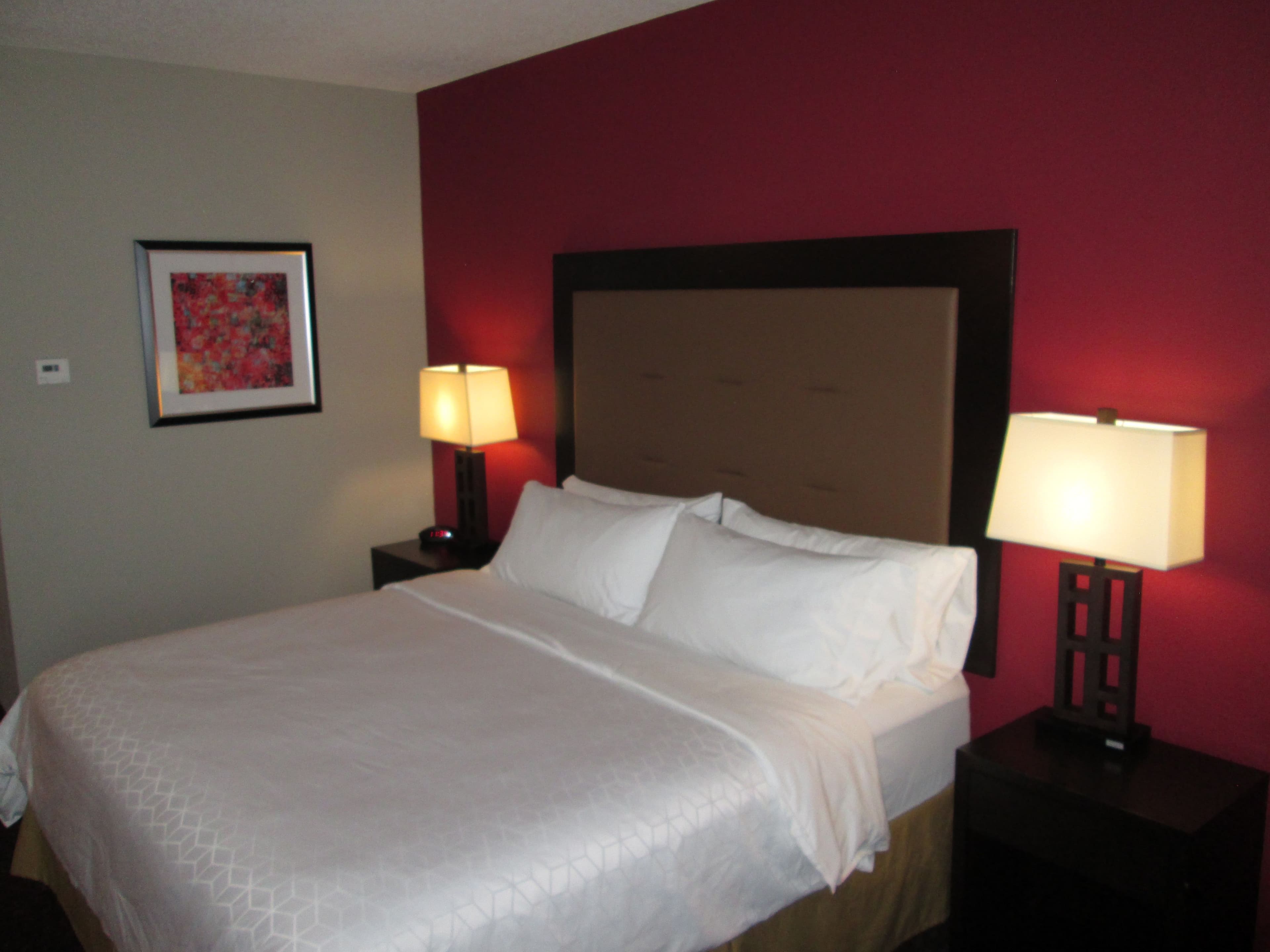 Holiday Inn Express Cloverdale (Greencastle) — 12