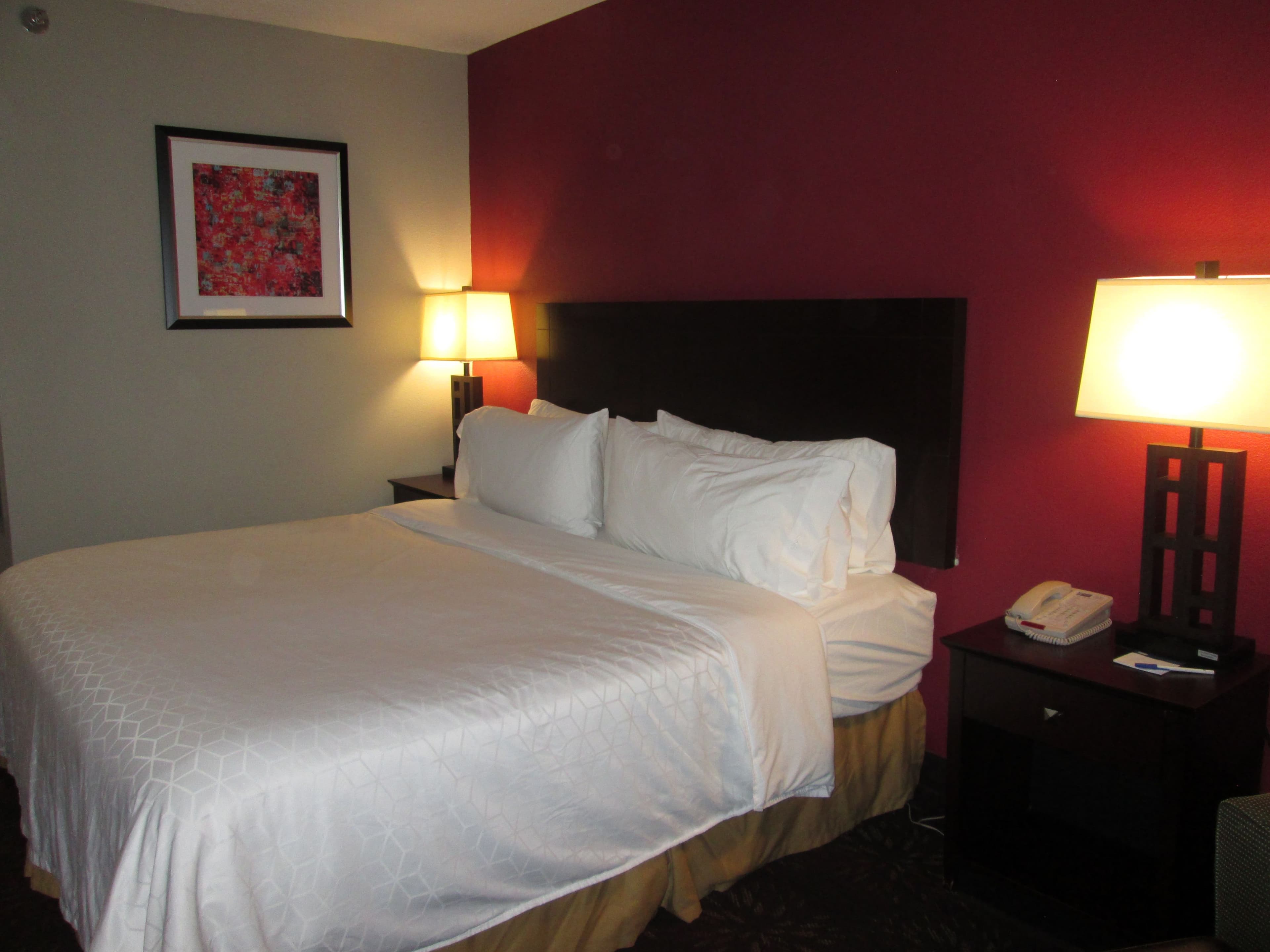 Holiday Inn Express Cloverdale (Greencastle) — 10