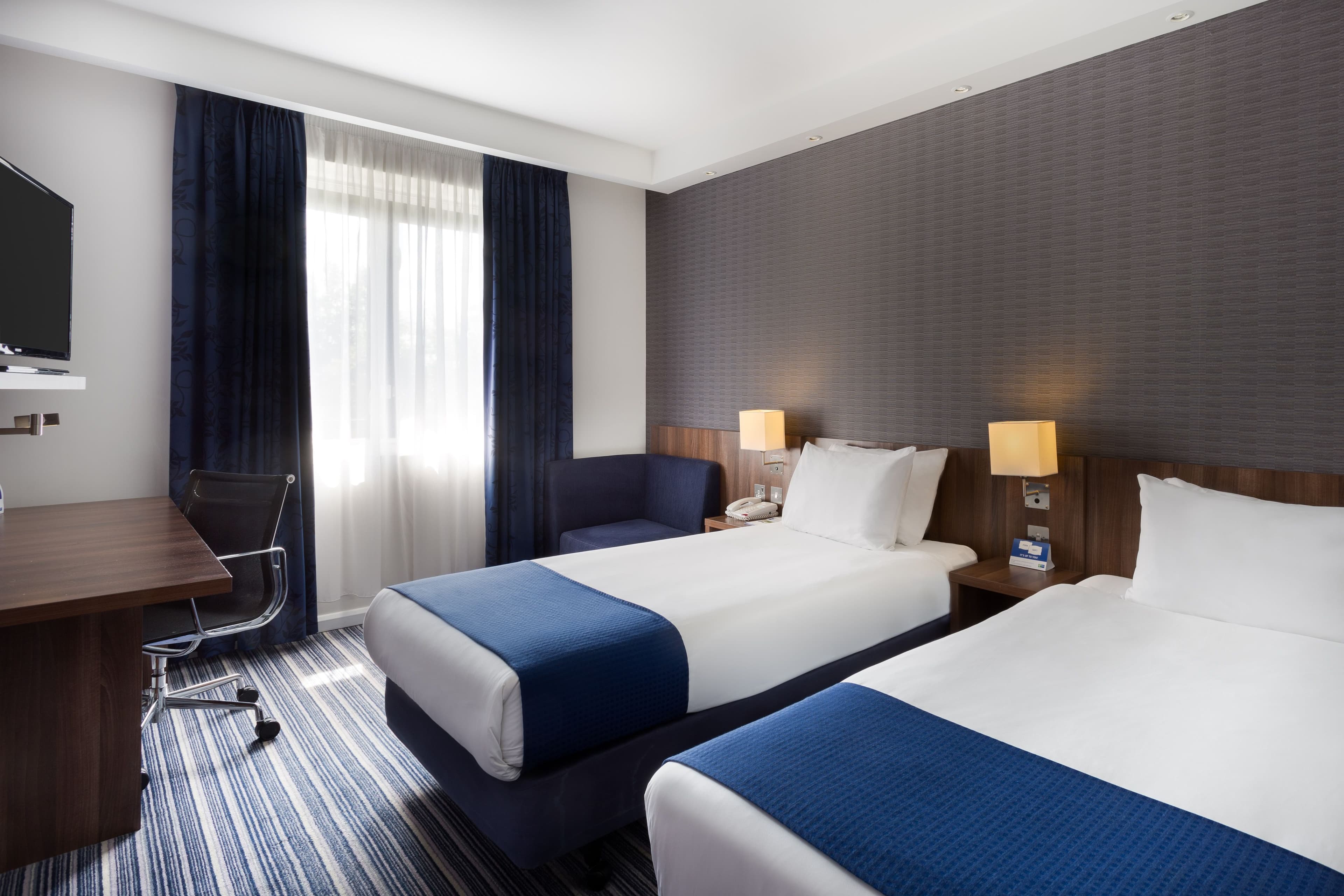 Holiday Inn Express Colchester — 19