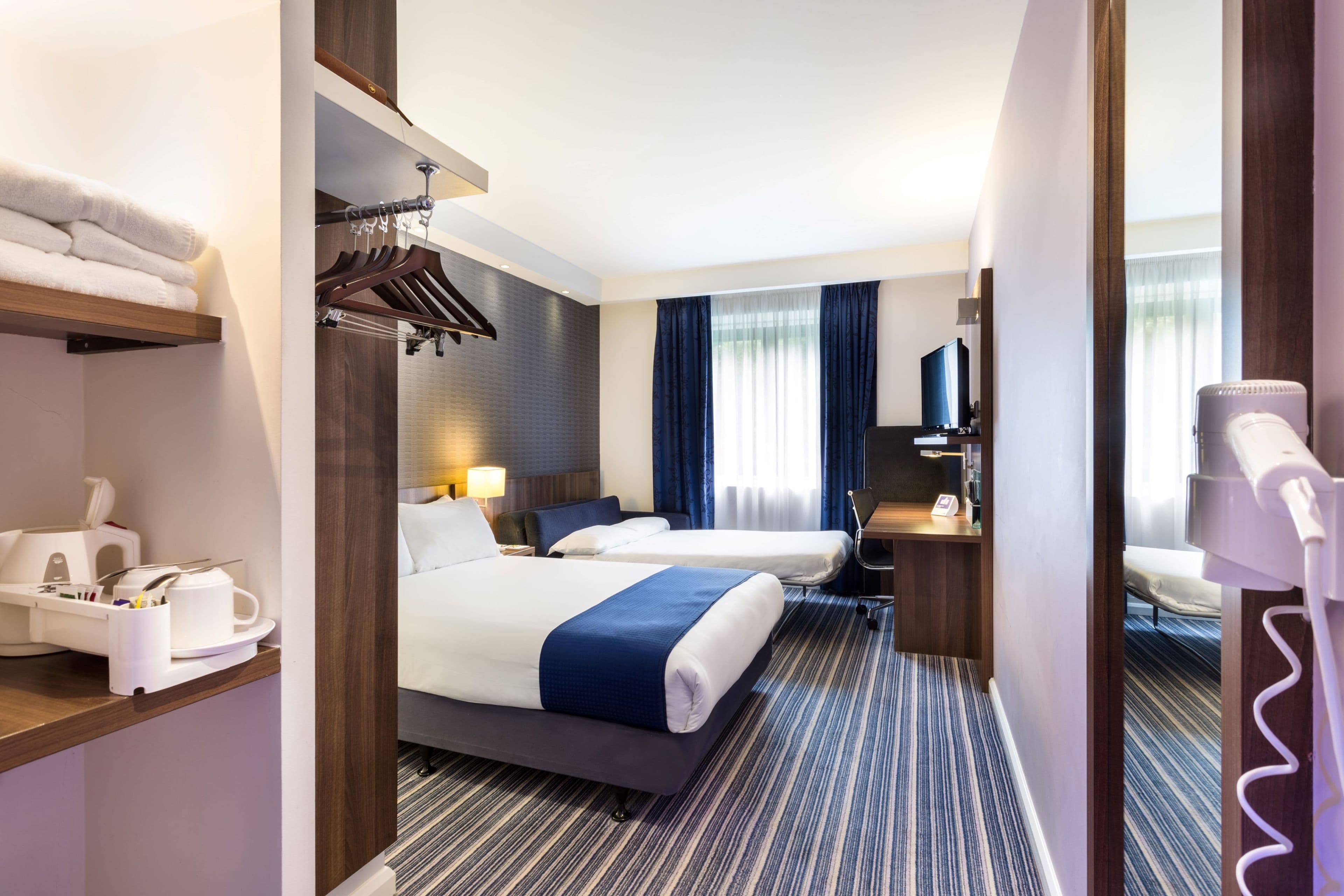 Holiday Inn Express Colchester — 7