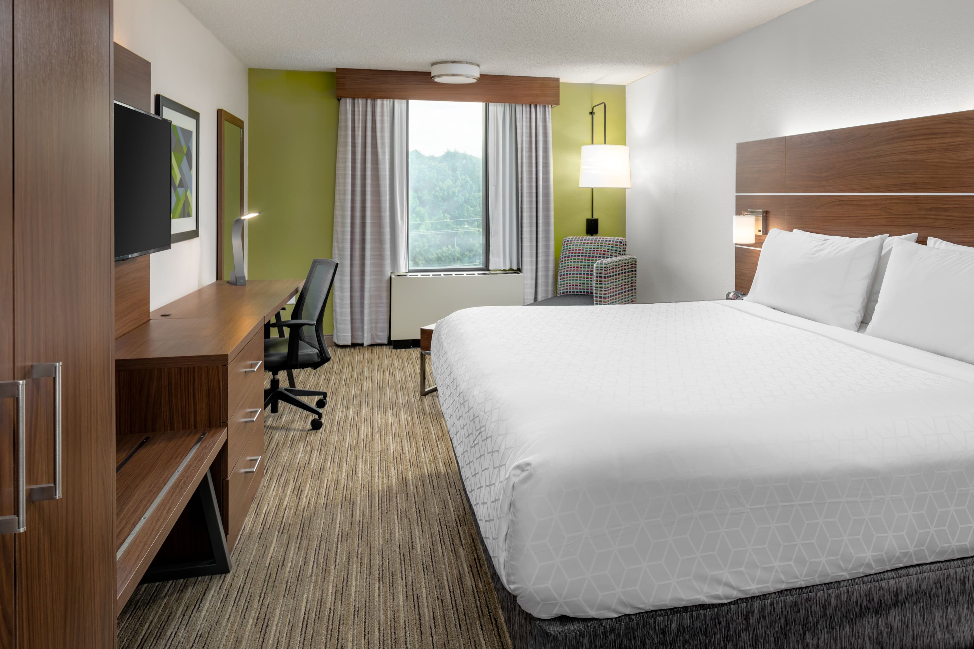 Holiday Inn Express Atlanta Airport-College Park - Image 2