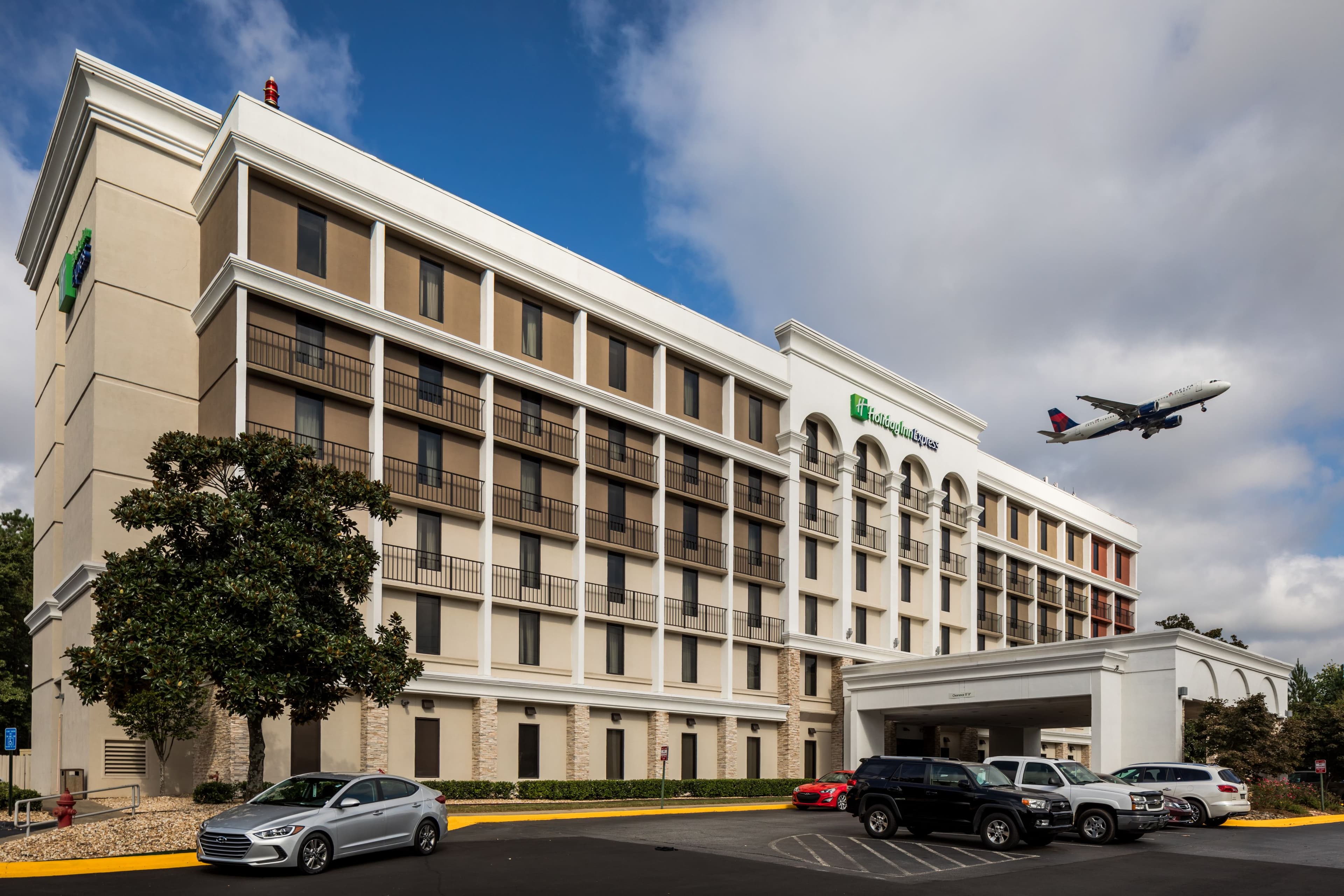 Holiday Inn Express Atlanta Airport-College Park - Image 1