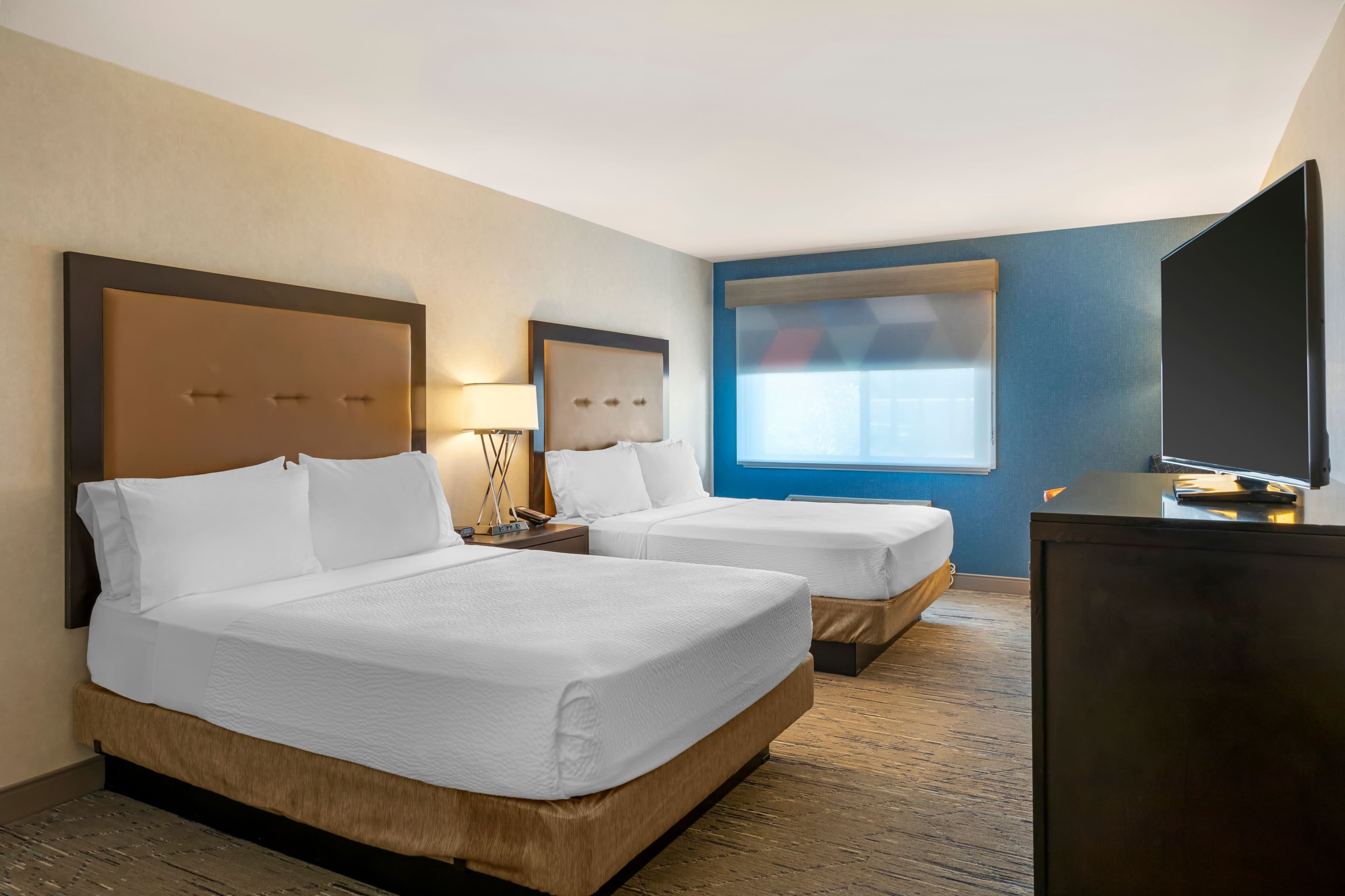 Holiday Inn Express San Bernardino - Colton — 19