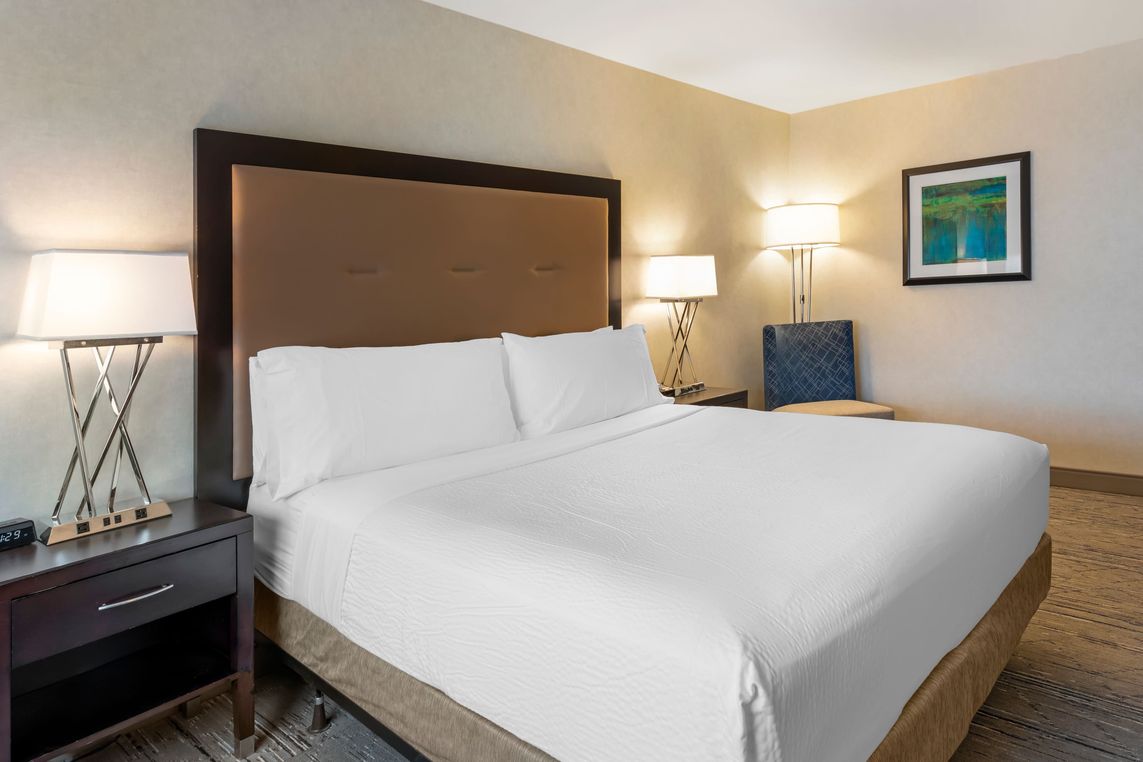 Holiday Inn Express San Bernardino - Colton — 11