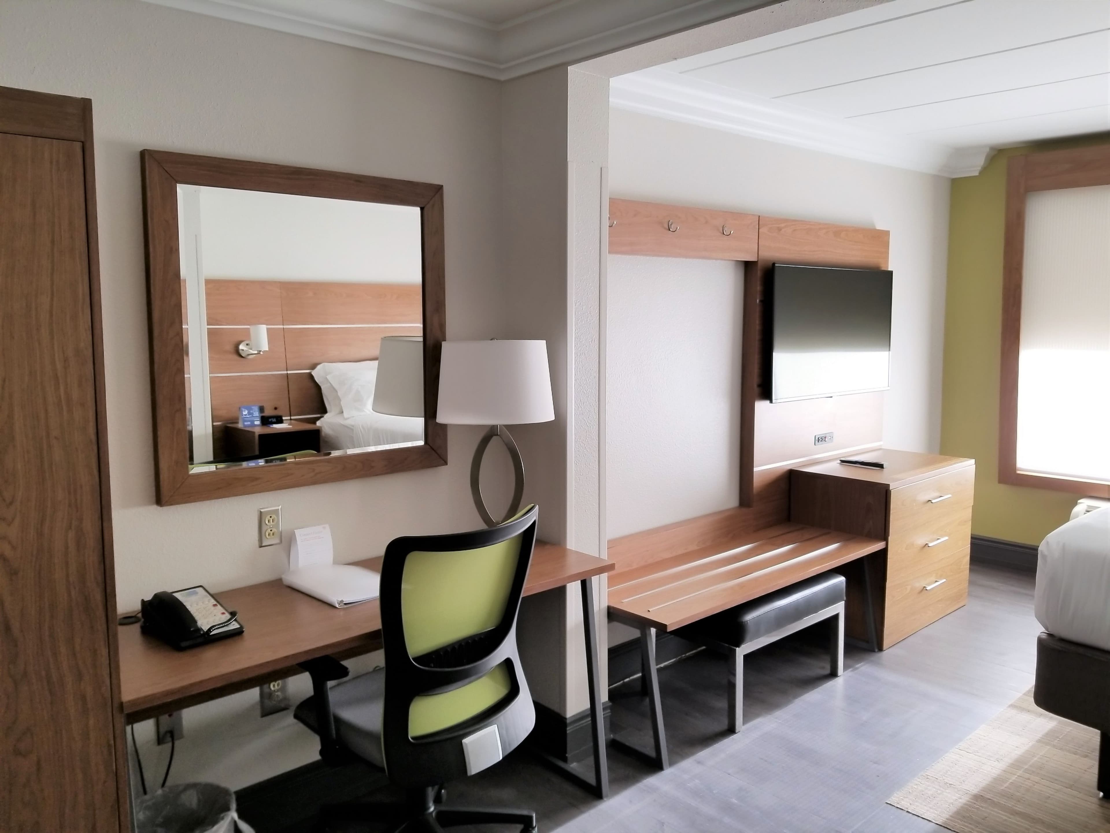Holiday Inn Express Columbia NE - Fort Jackson — 6