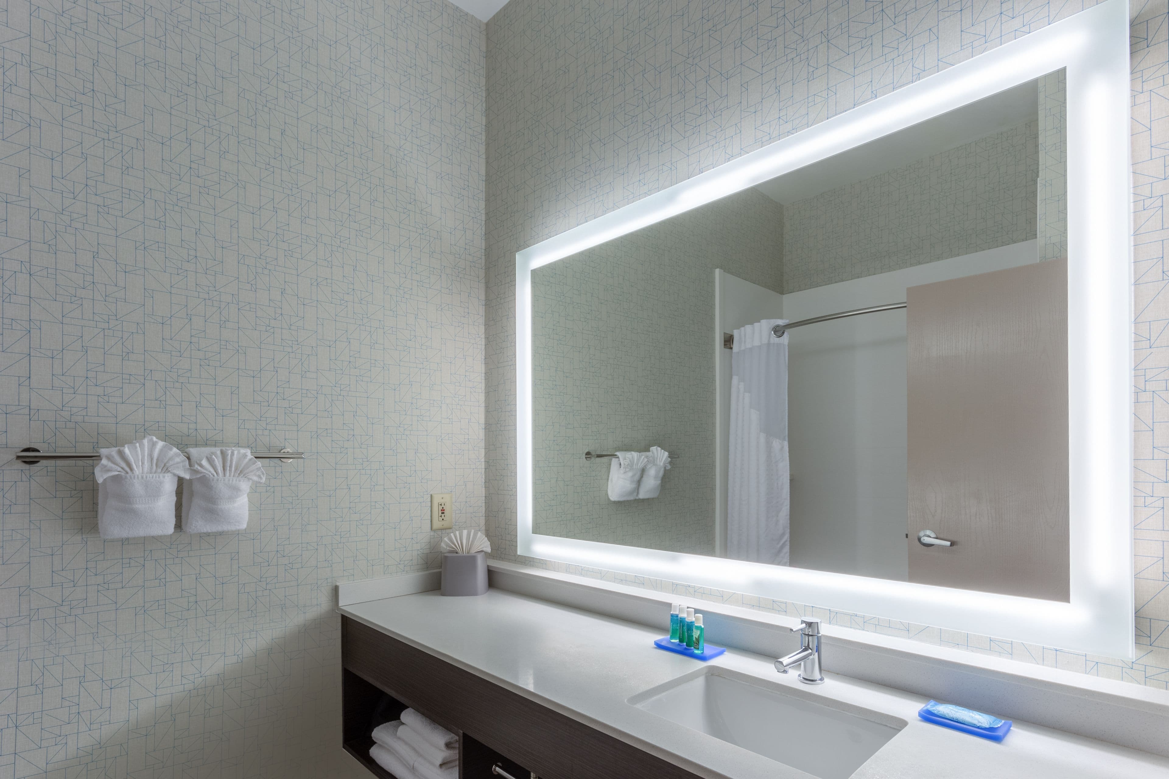 Holiday Inn Express Columbus - Ohio Expo Center — 6