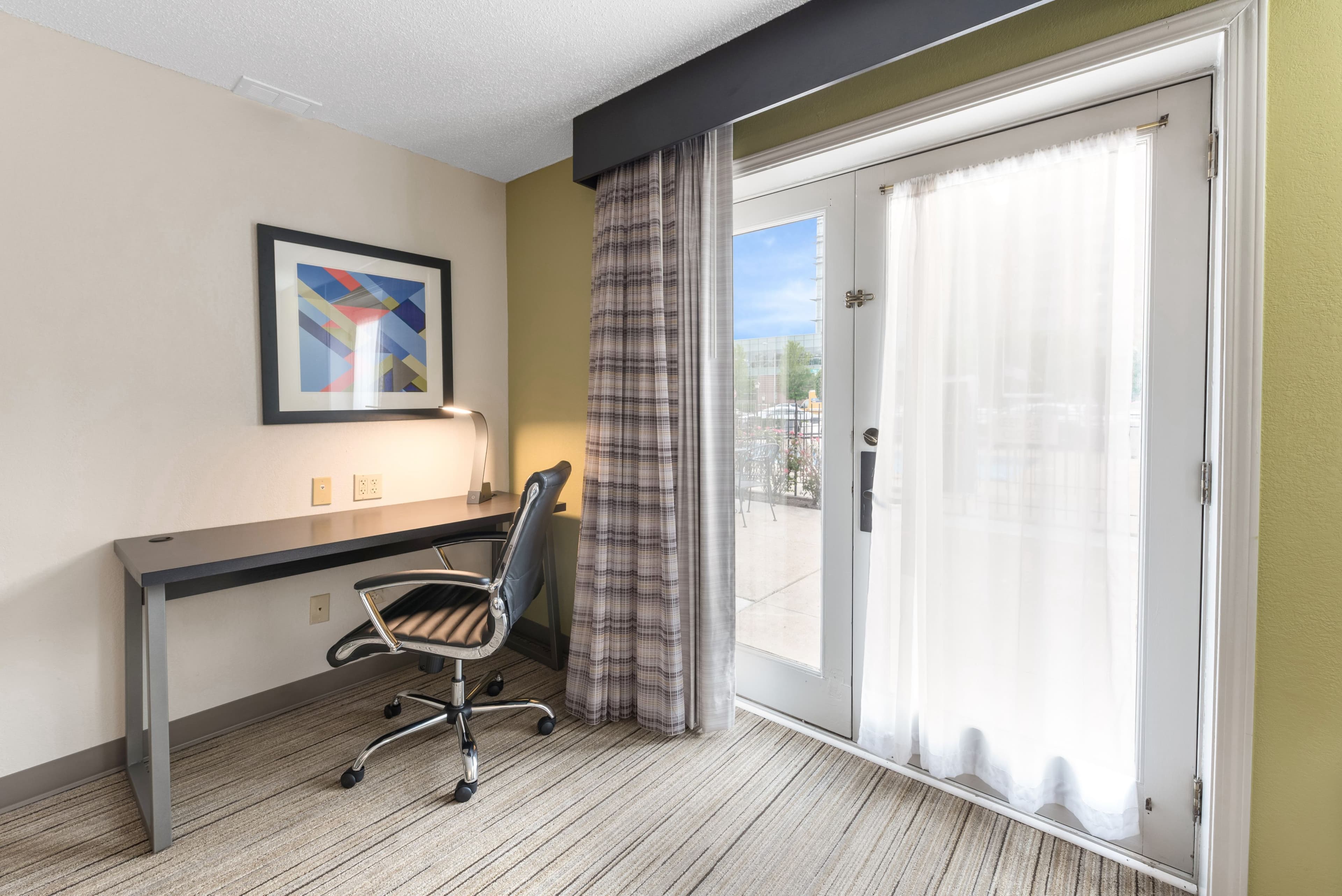 Holiday Inn Express Columbus Downtown — 15