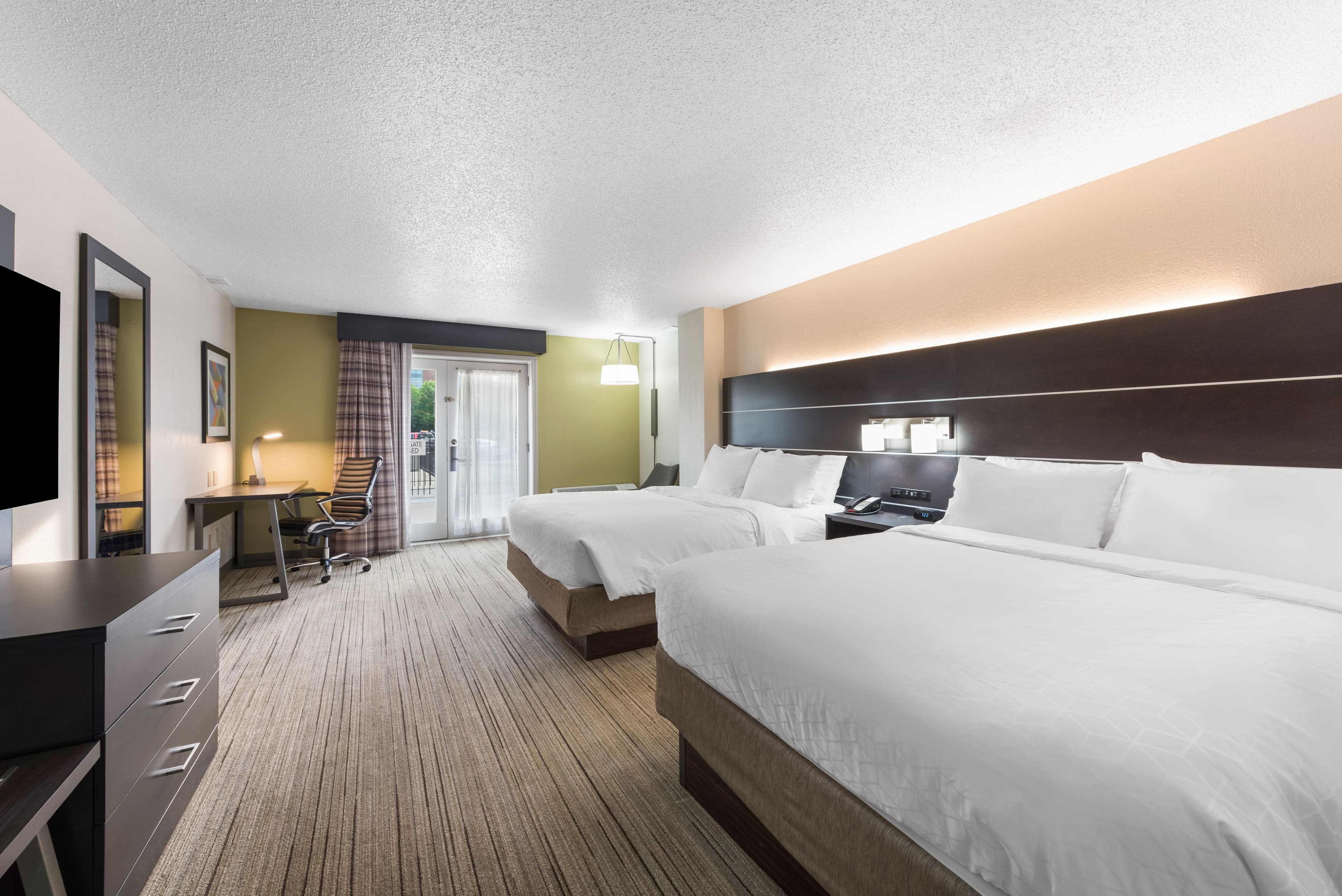 Holiday Inn Express Columbus Downtown — 17
