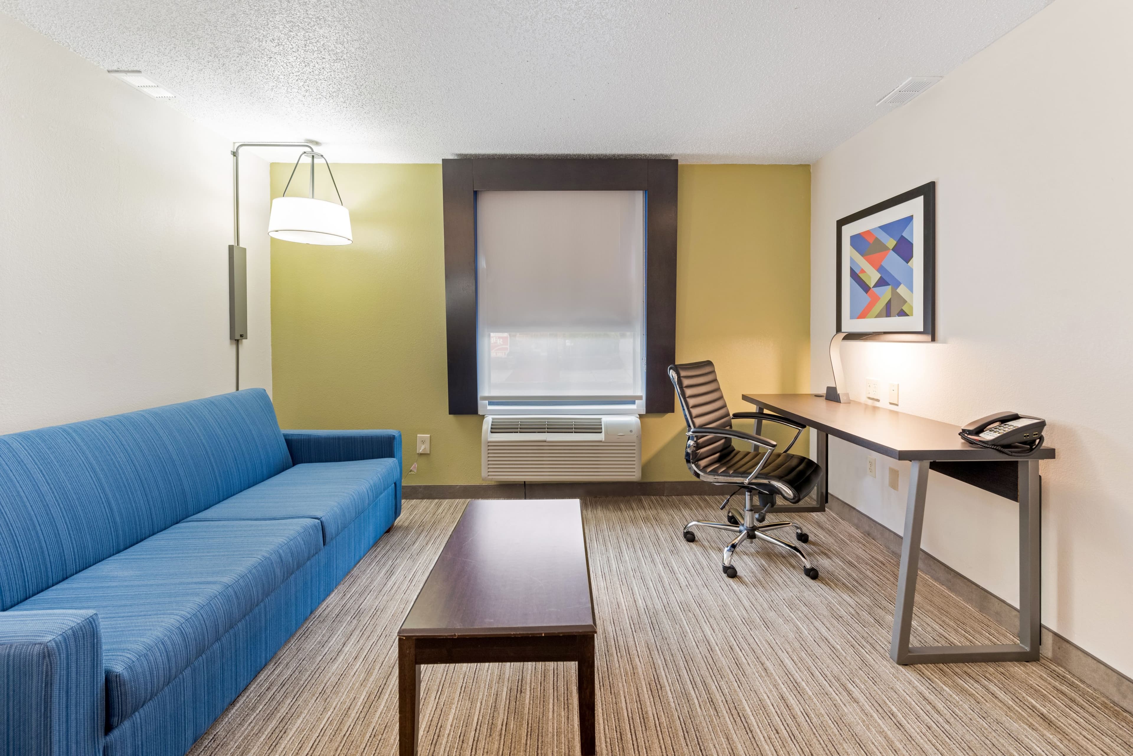 Holiday Inn Express Columbus Downtown - Image 5