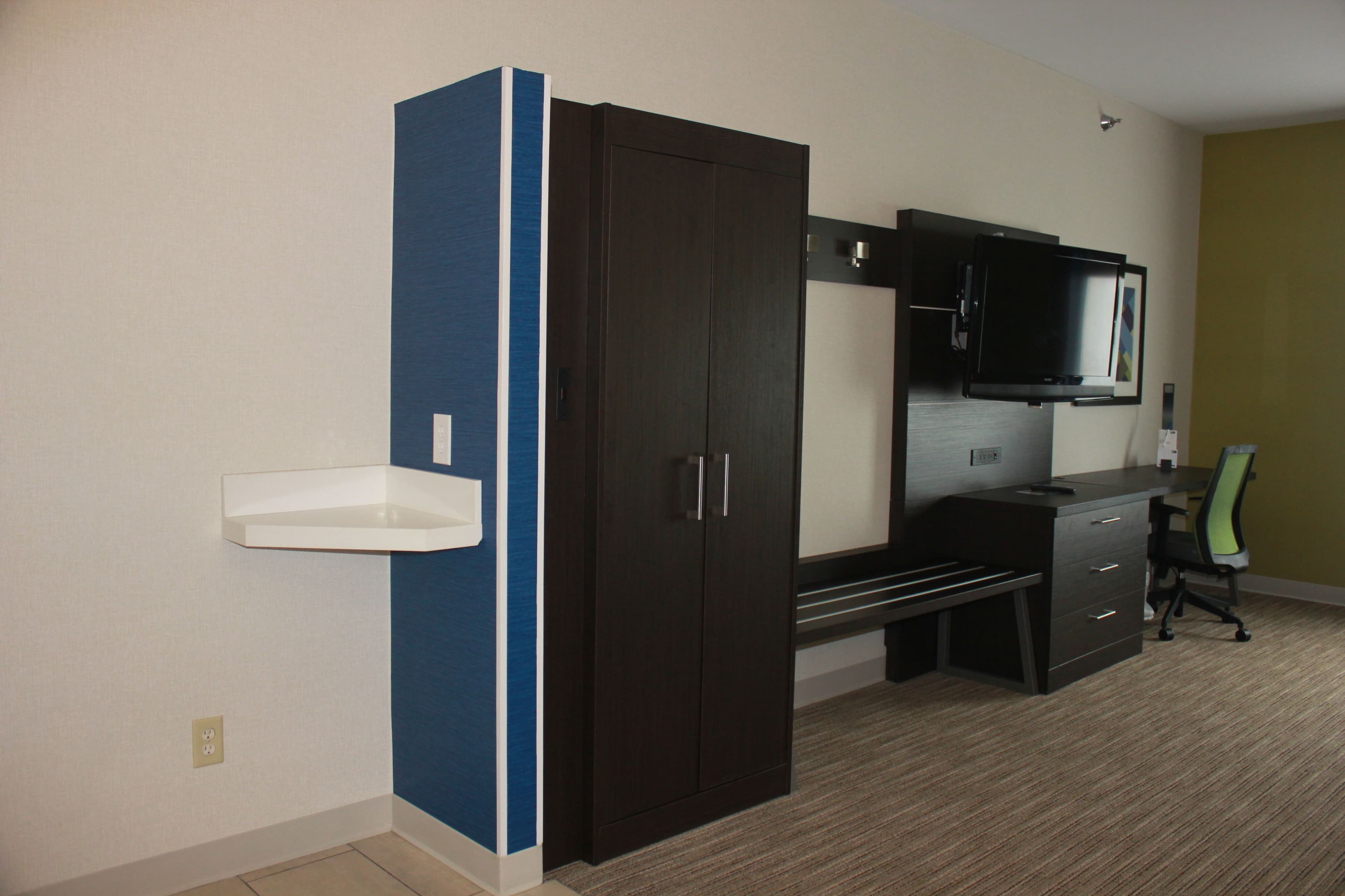 Holiday Inn Express Corydon — 7