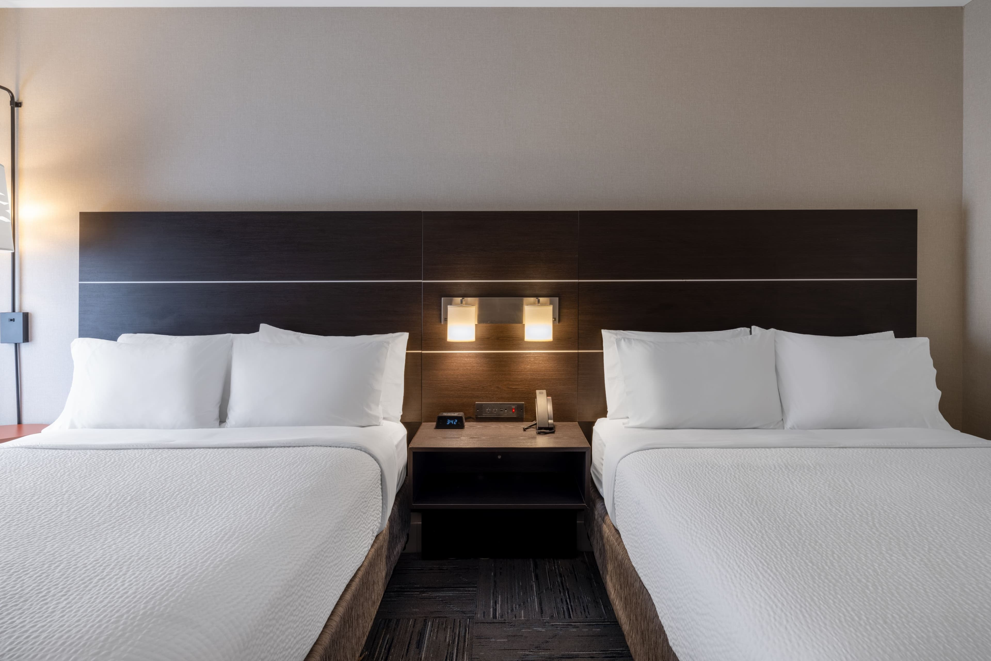 Holiday Inn Express Corydon — 12