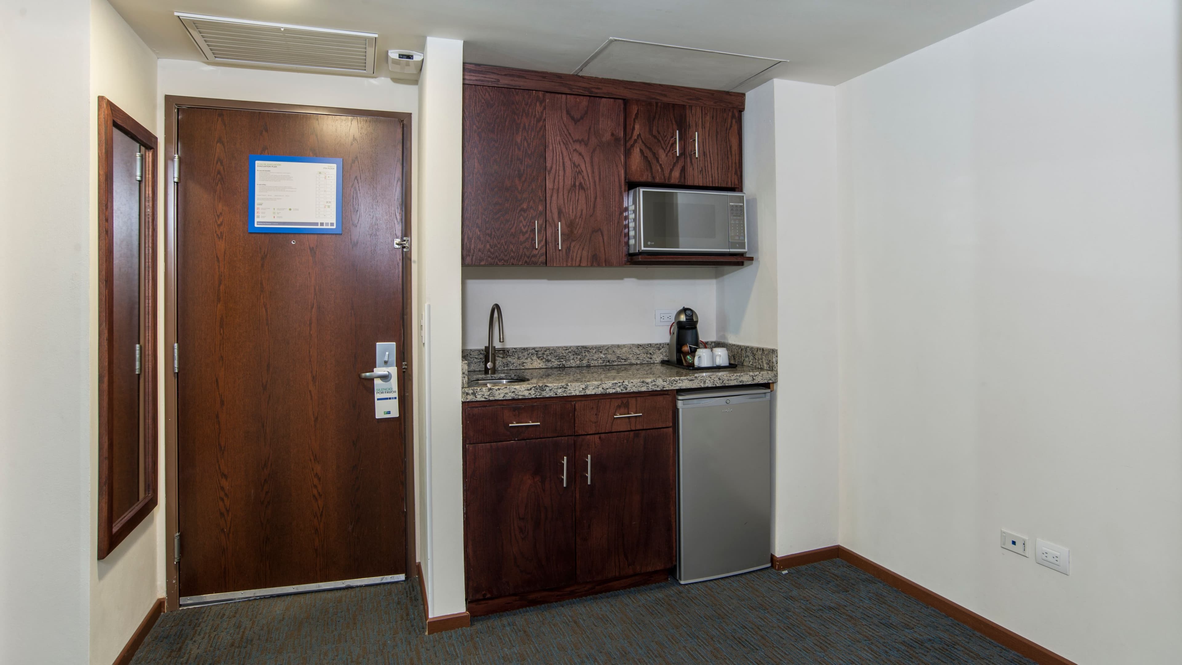1 King 1 Bedroom Suite - Image 1