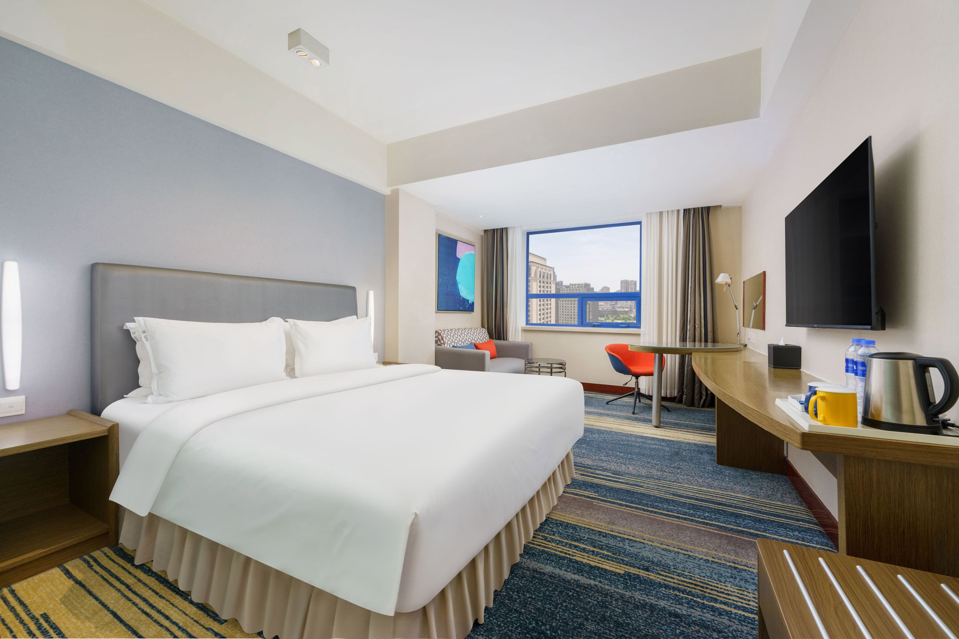 Holiday Inn Express Dalian City Center - Image 3