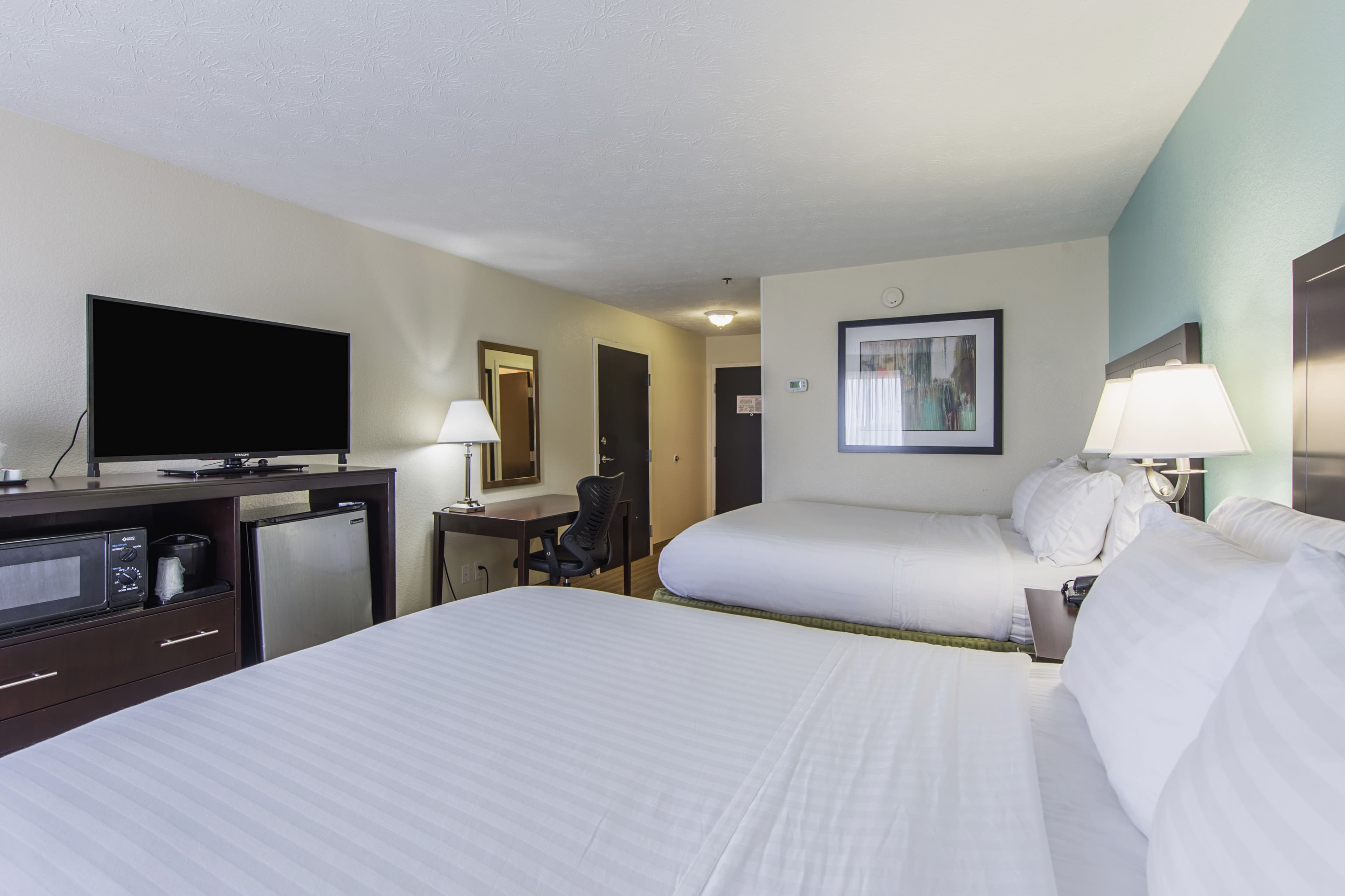 Holiday Inn Express Dandridge — 6