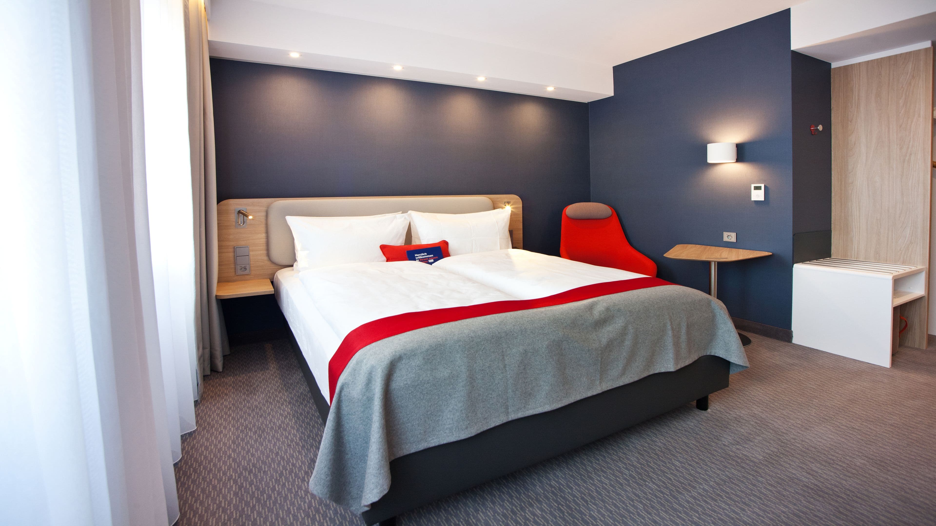 Holiday Inn Express Darmstadt - Image 4