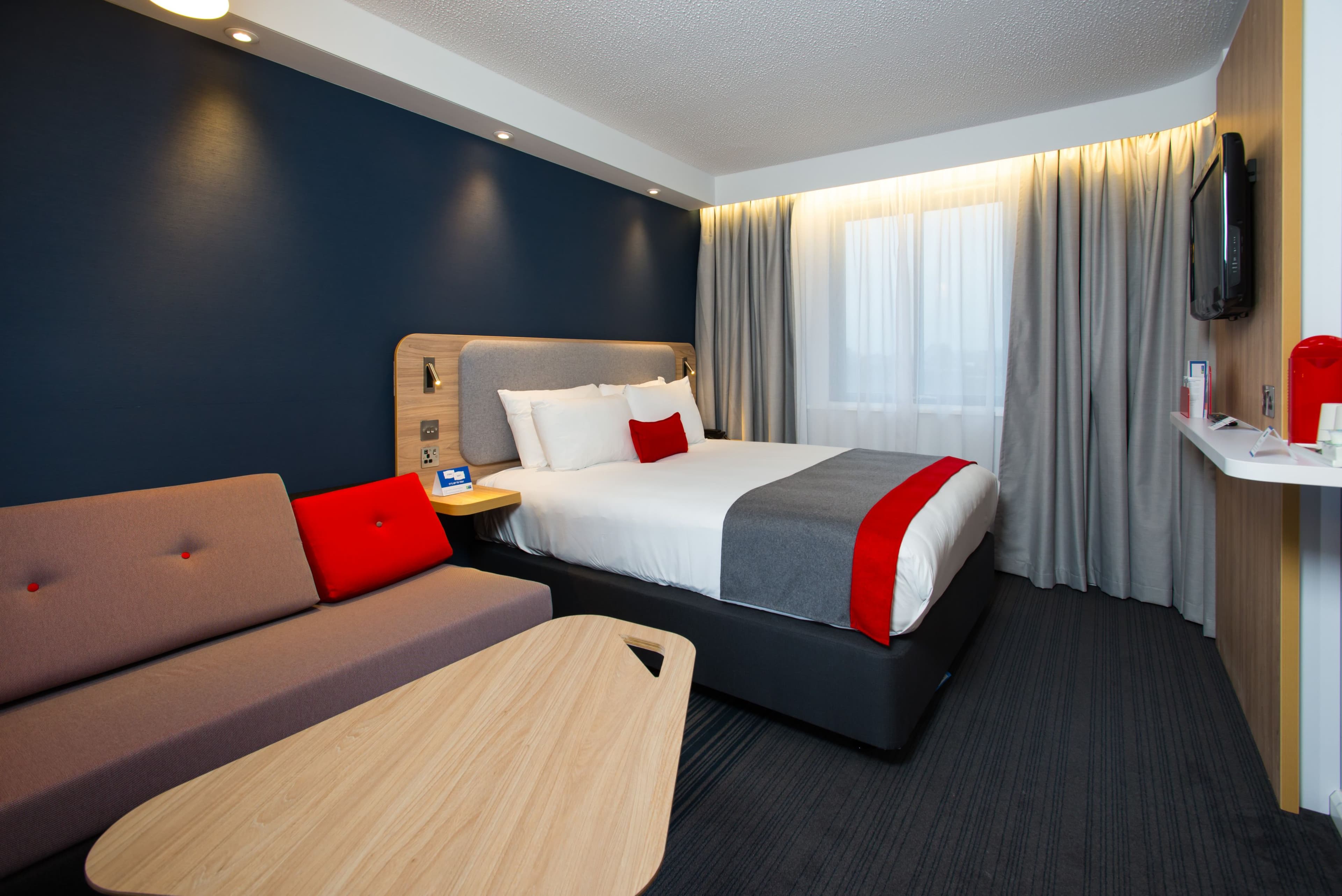 Holiday Inn Express London - Dartford - Image 4