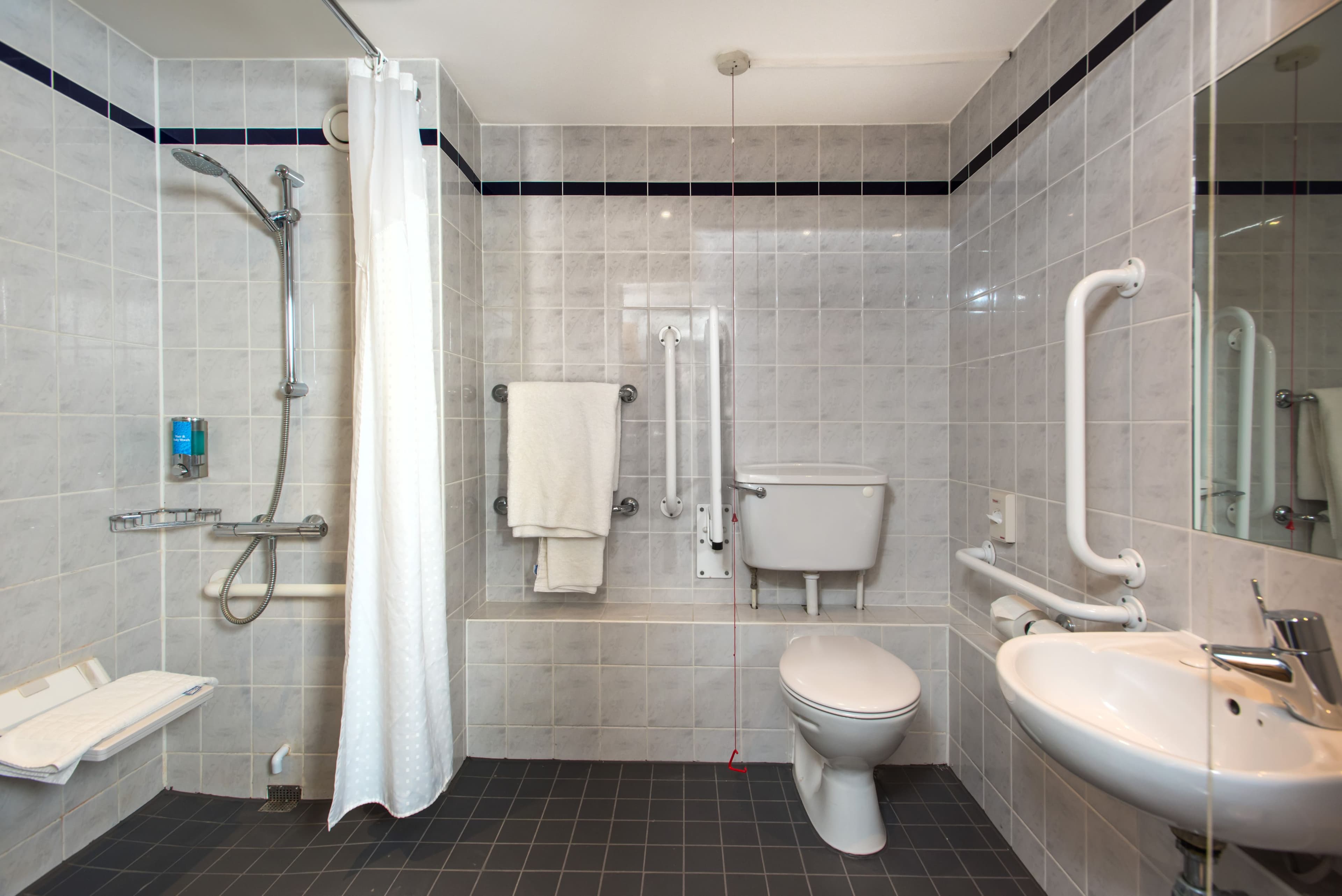Holiday Inn Express London - Dartford — 17