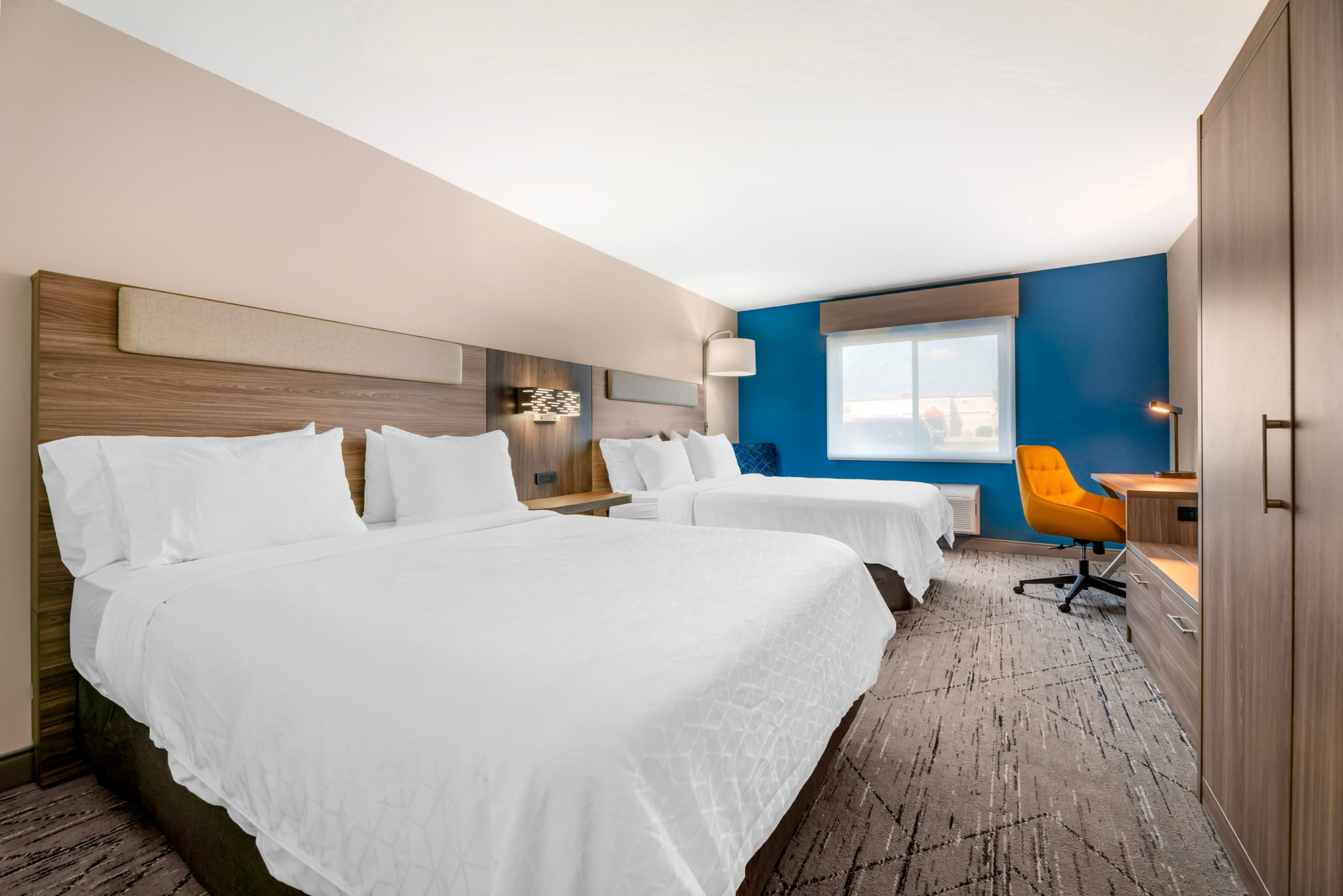 Holiday Inn Express Deforest (Madison Area) — 34