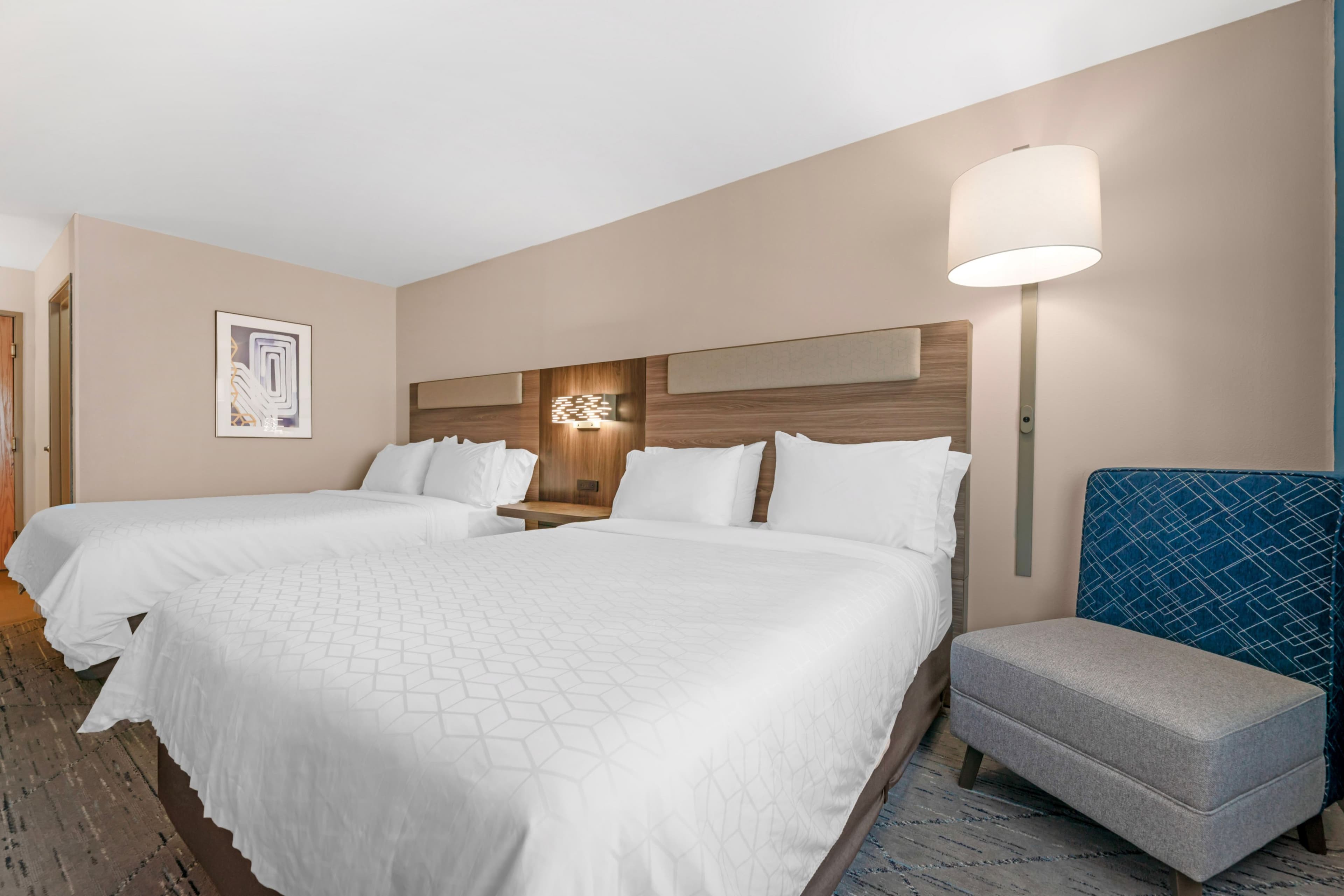 Holiday Inn Express Deforest (Madison Area) — 36