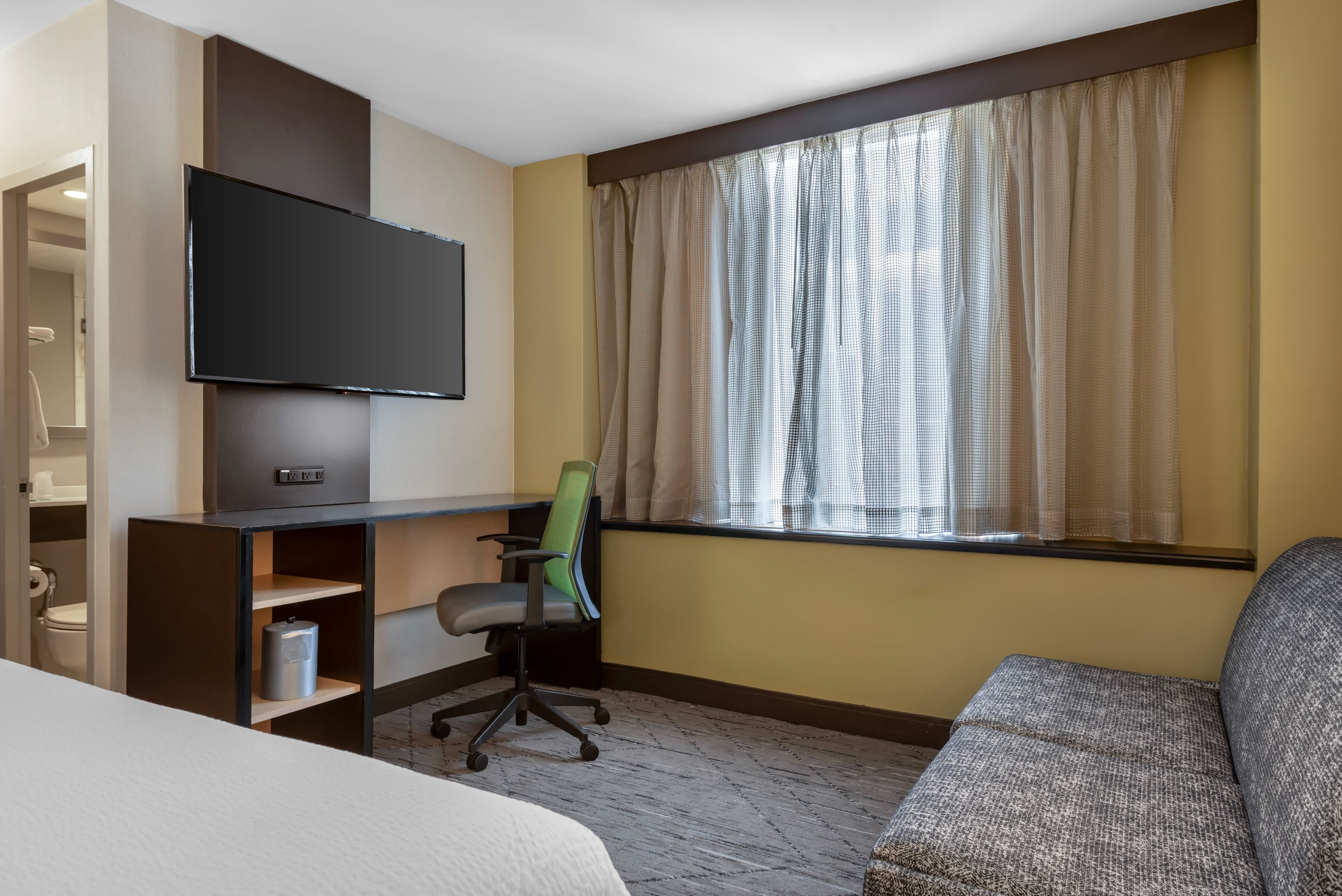 Holiday Inn Express Denver Downtown — 26