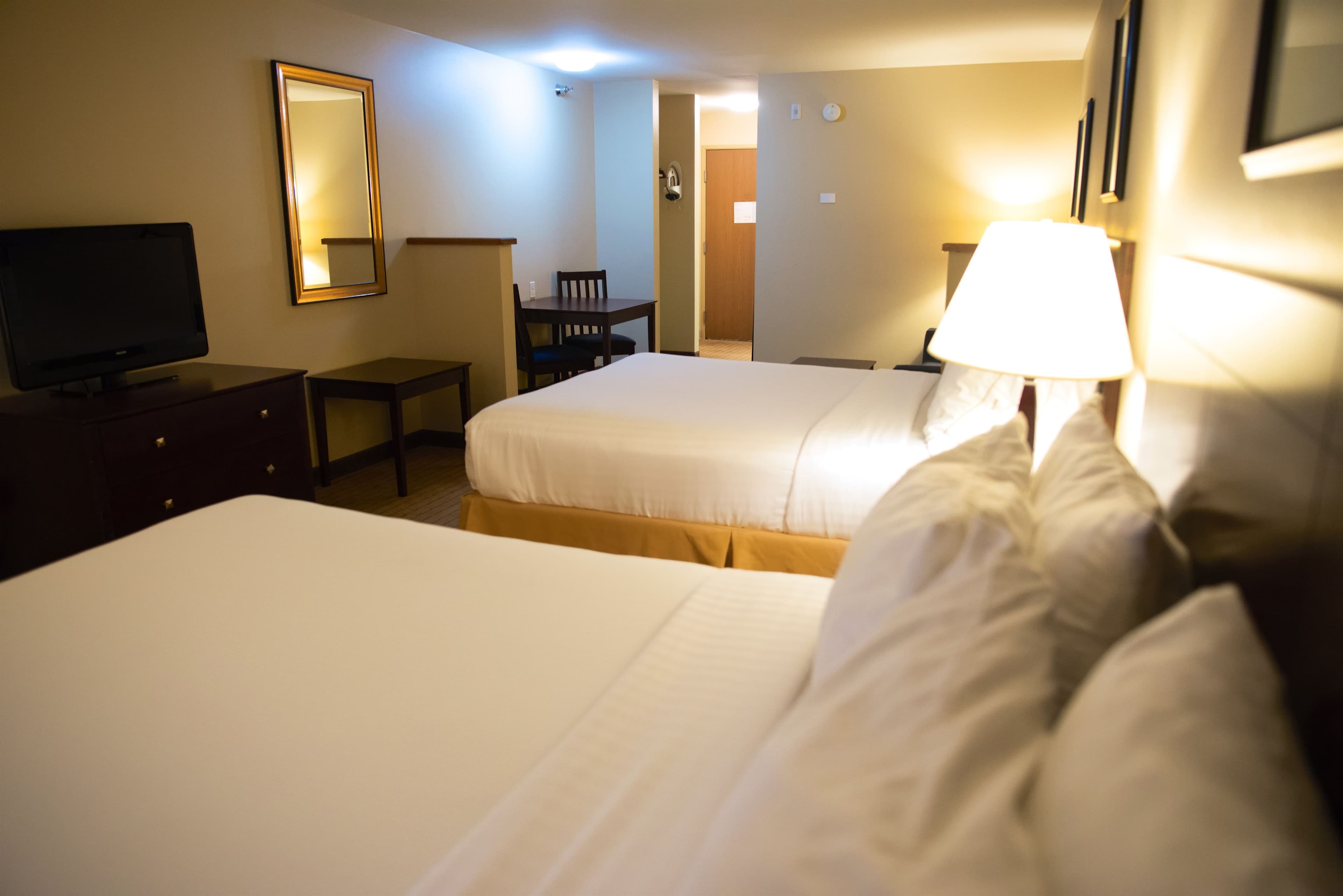Holiday Inn Express Devils Lake — 29