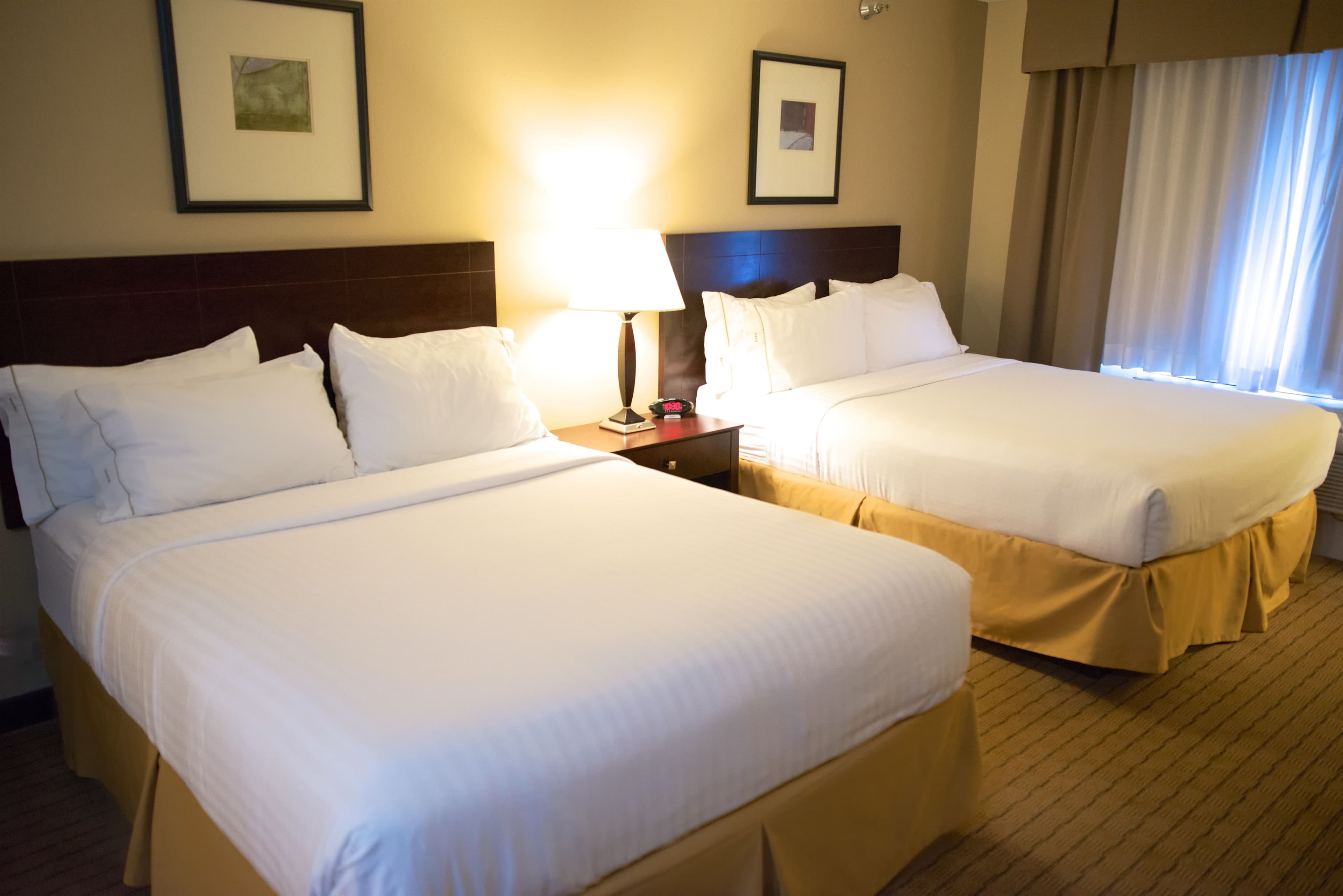 Holiday Inn Express Devils Lake — 30