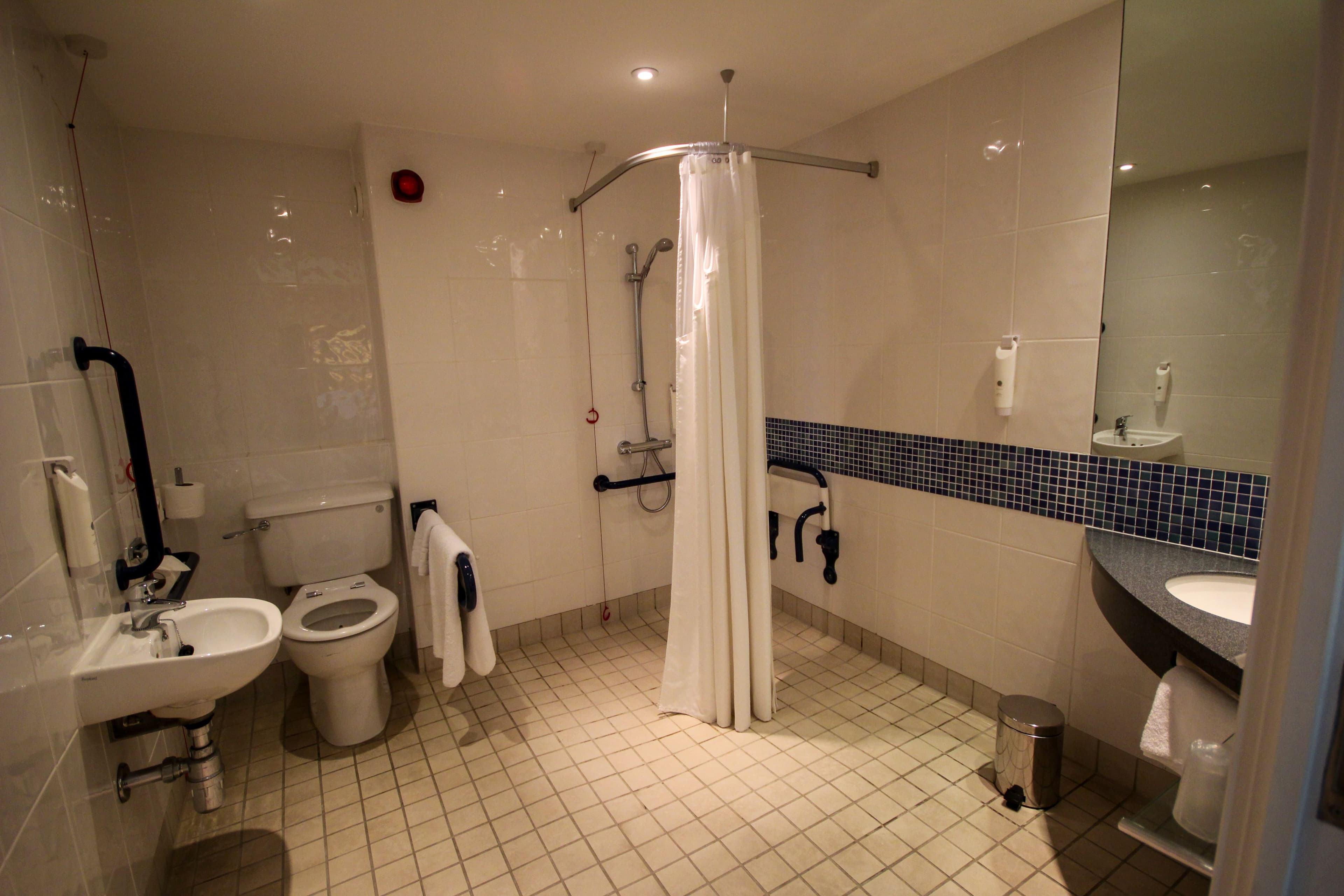 Holiday Inn Express Doncaster — 24
