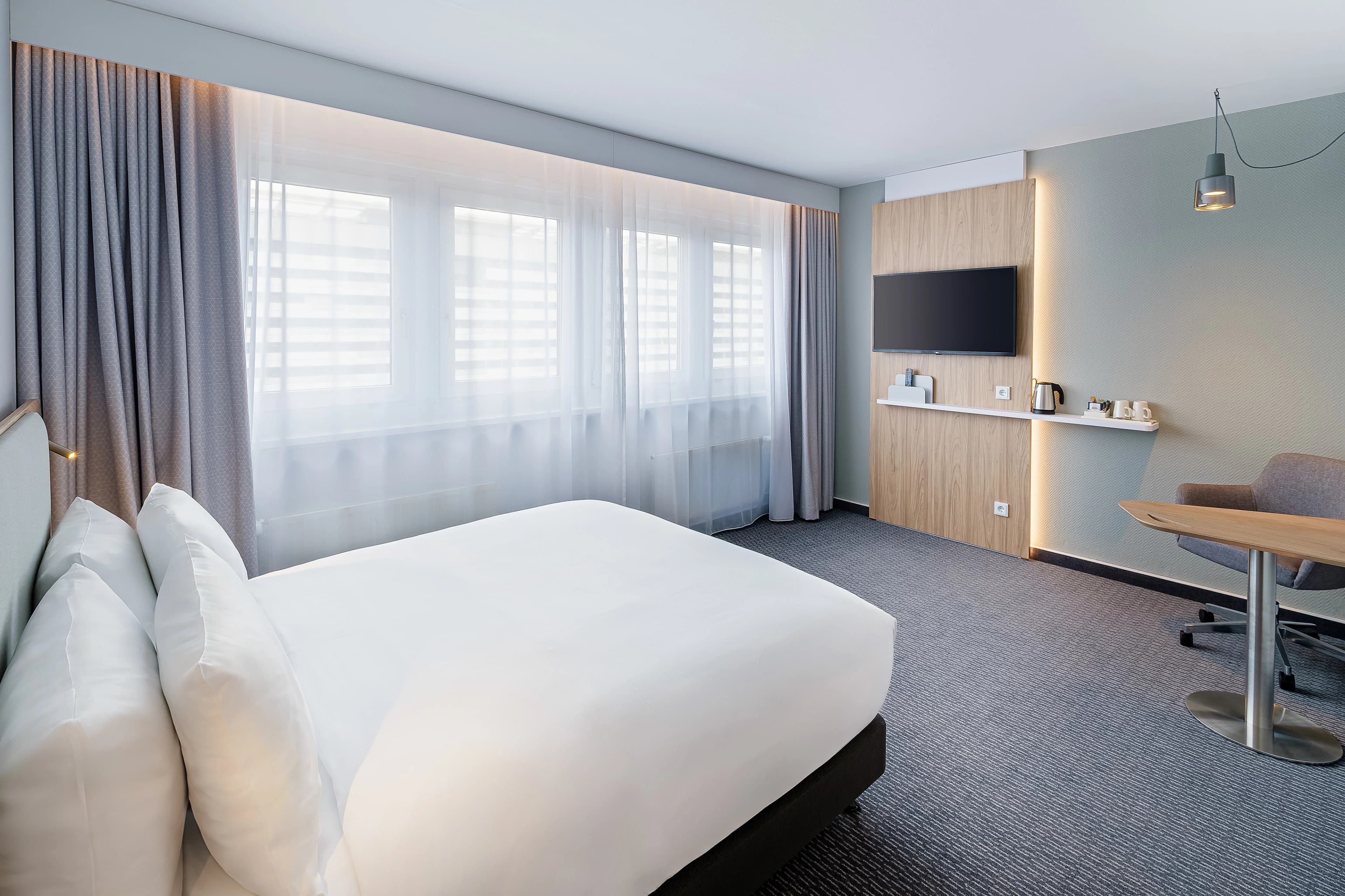 Holiday Inn Express Dresden Zentrum — 13