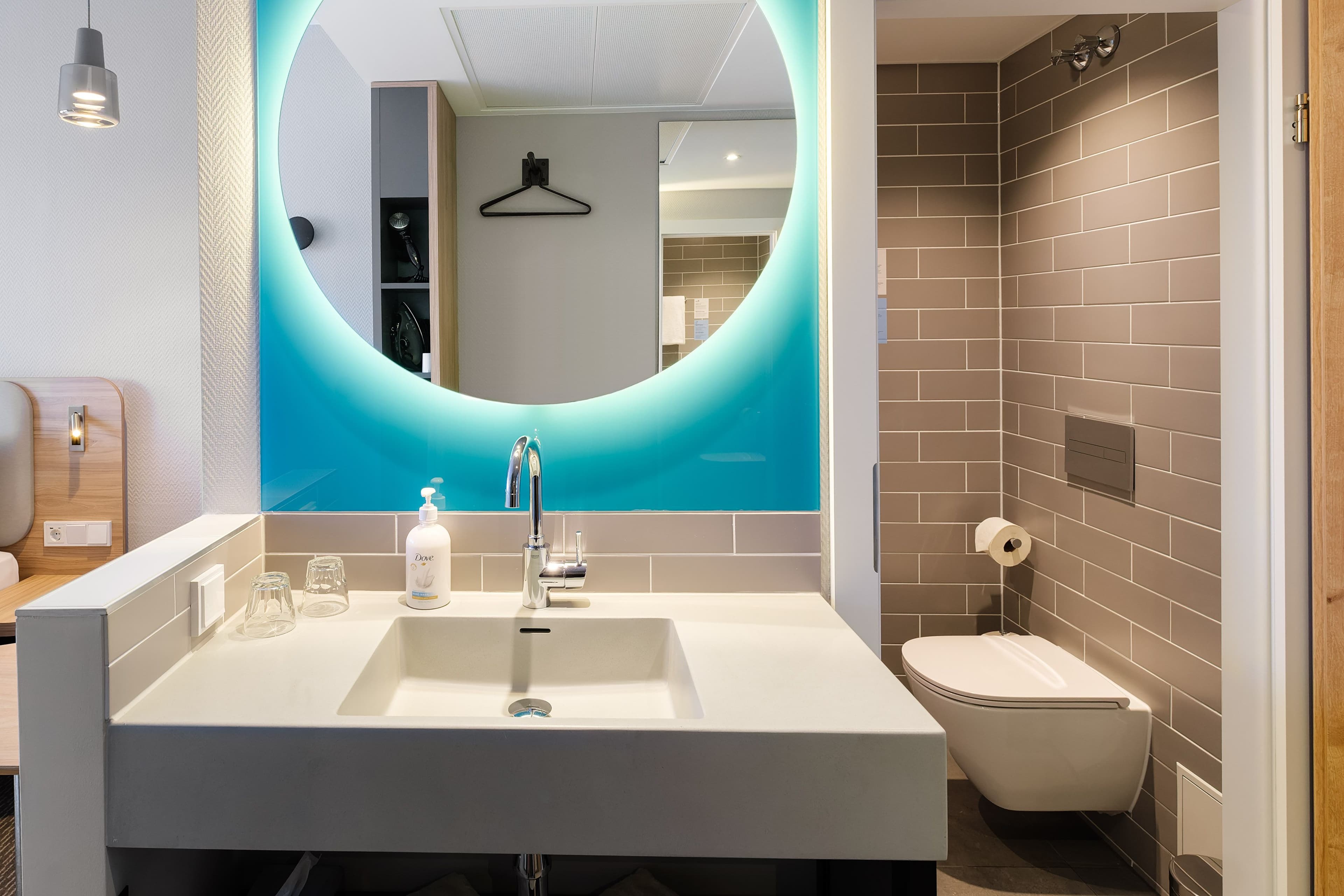 Standard Room - Image 9