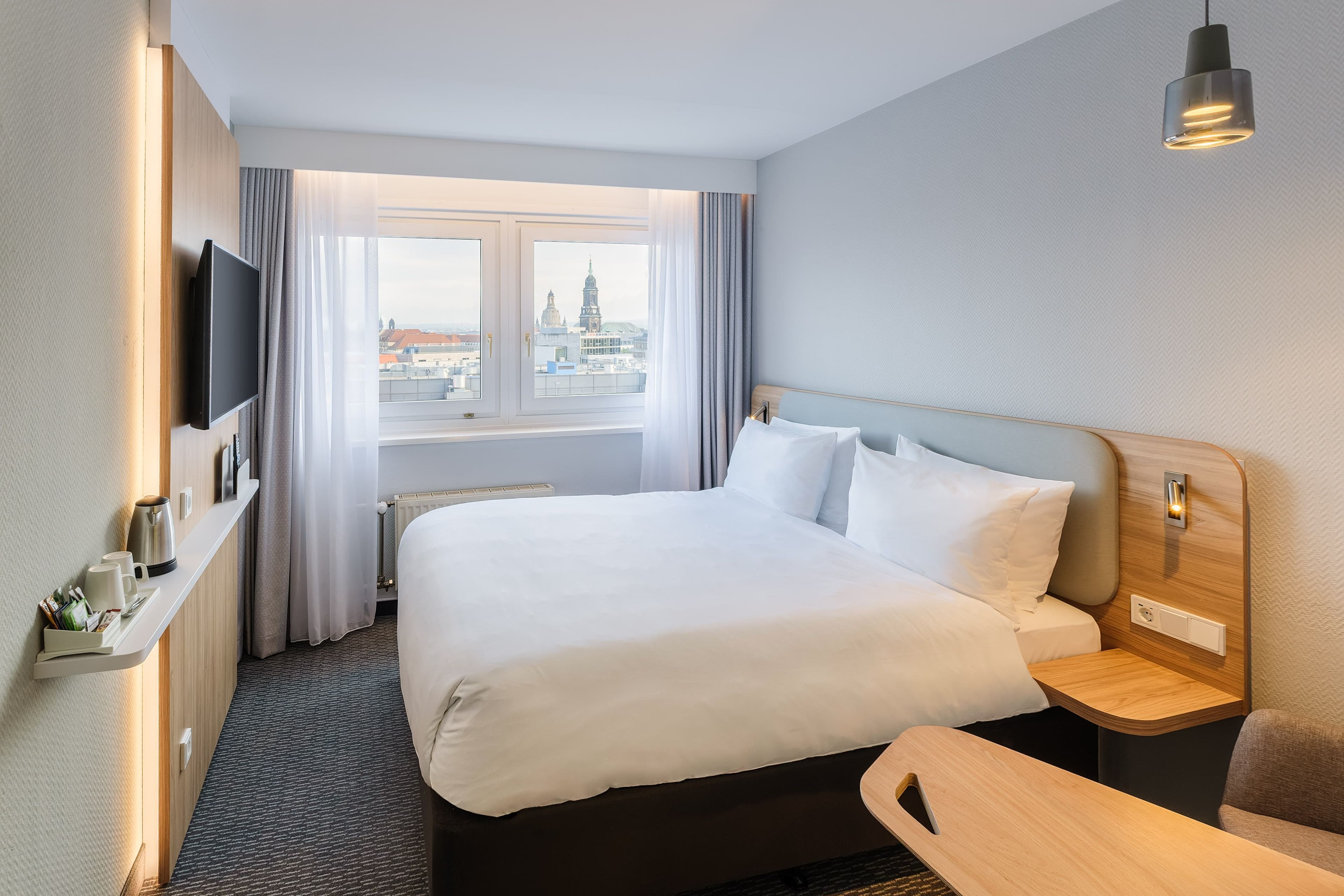 Holiday Inn Express Dresden Zentrum - Image 3