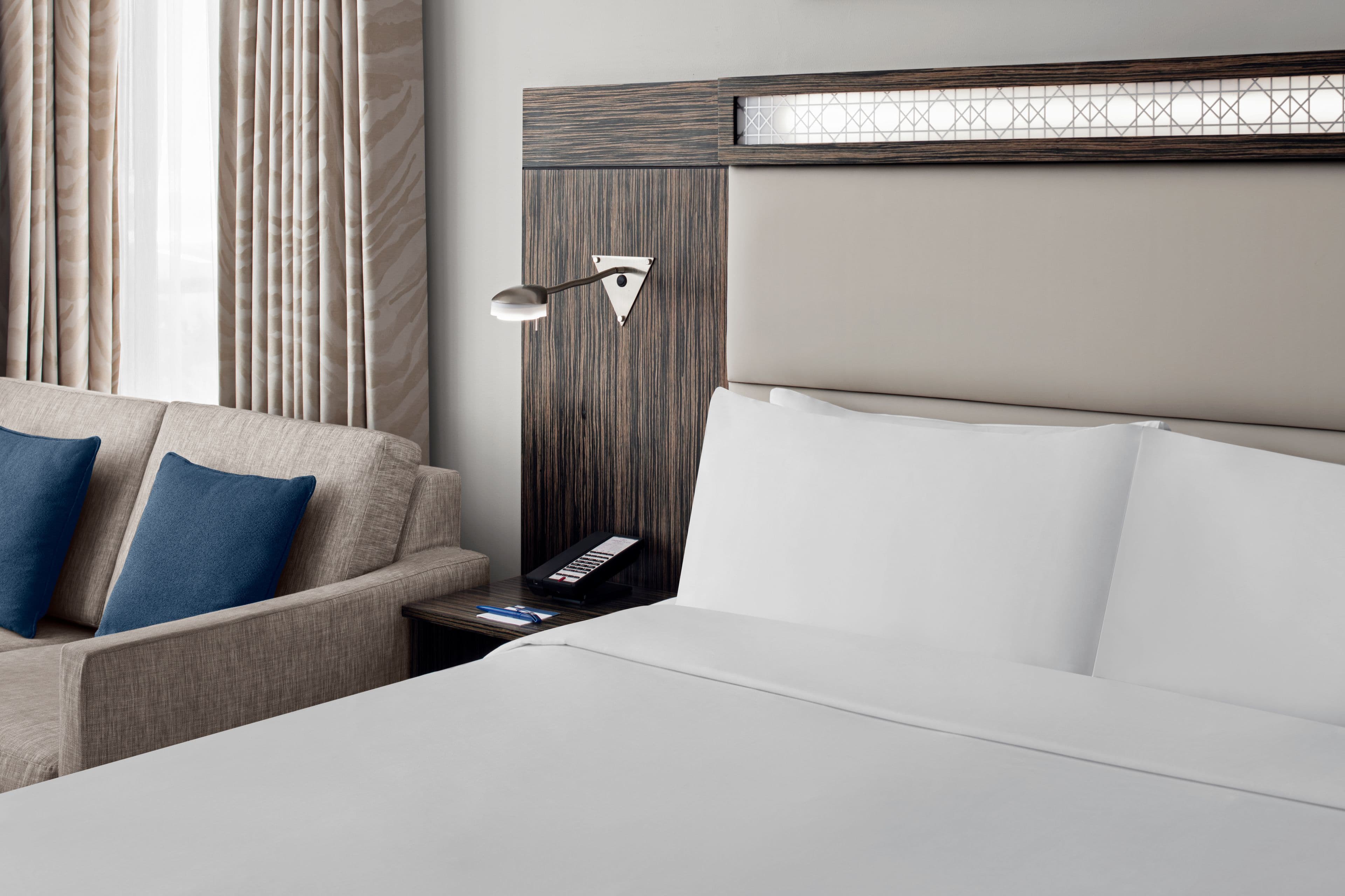 Holiday Inn Express Dubai - Jumeirah - Image 4