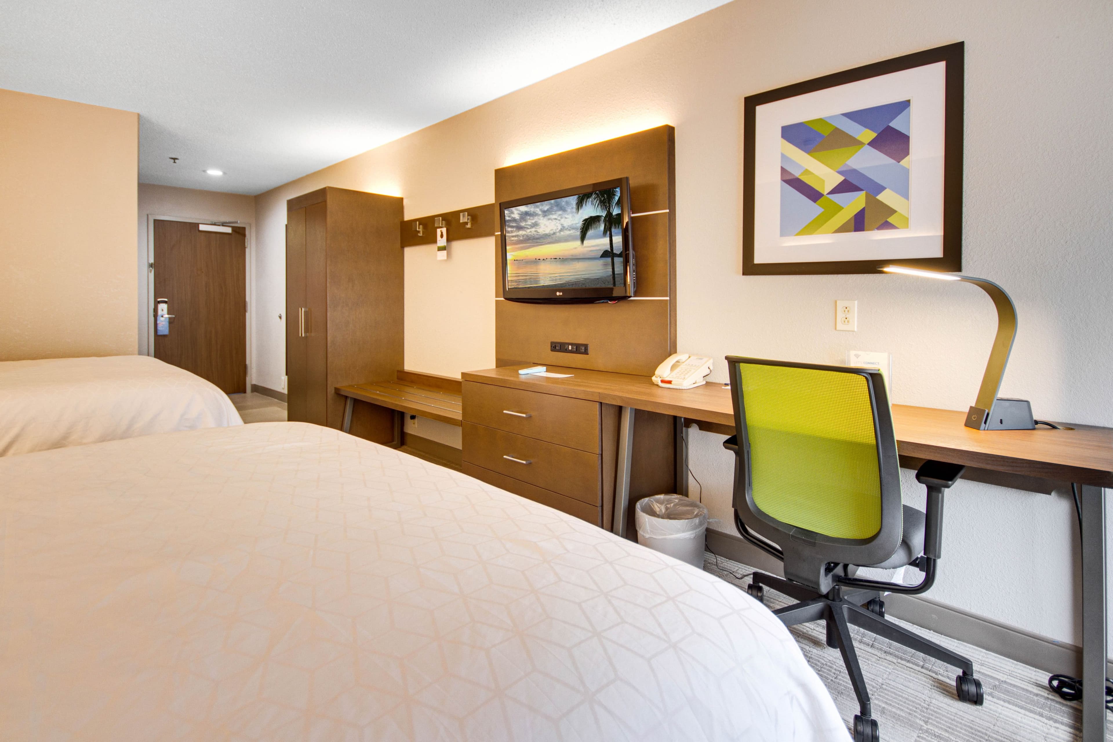 Holiday Inn Express Dublin — 17