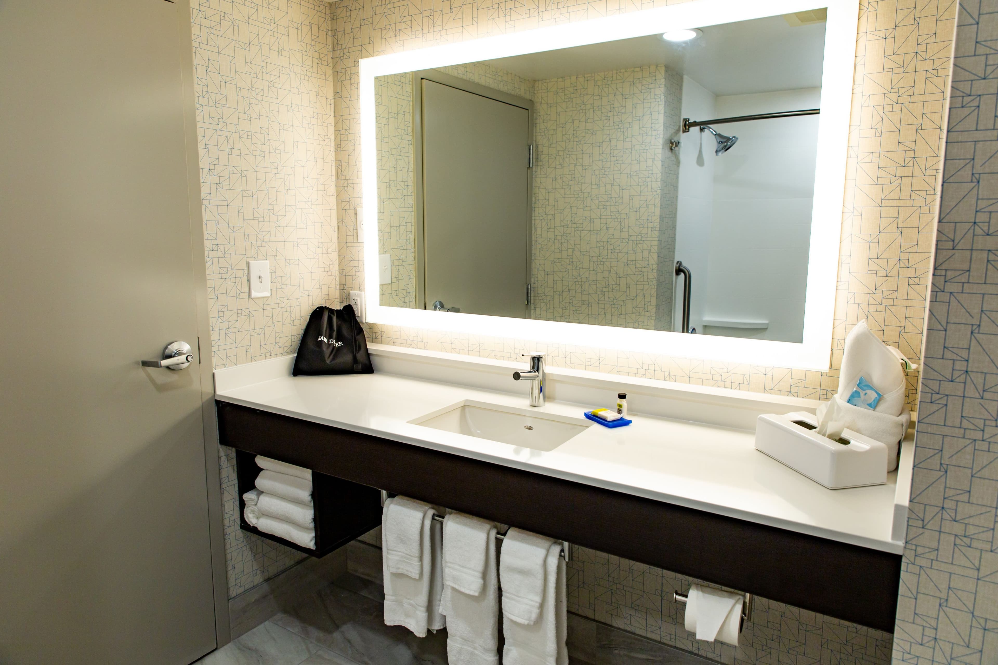 Holiday Inn Express Columbus - Dublin — 20