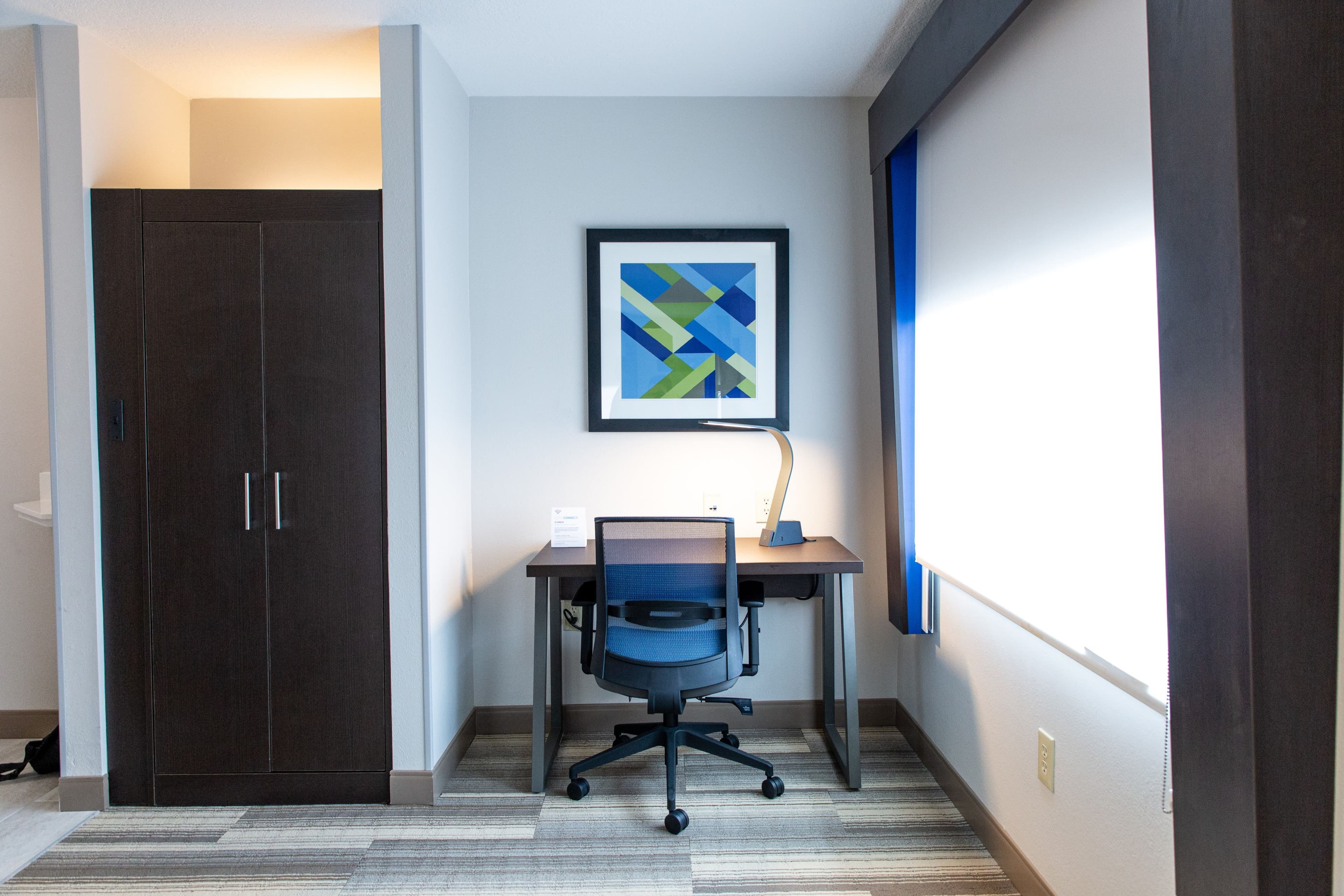 Holiday Inn Express Columbus - Dublin — 9