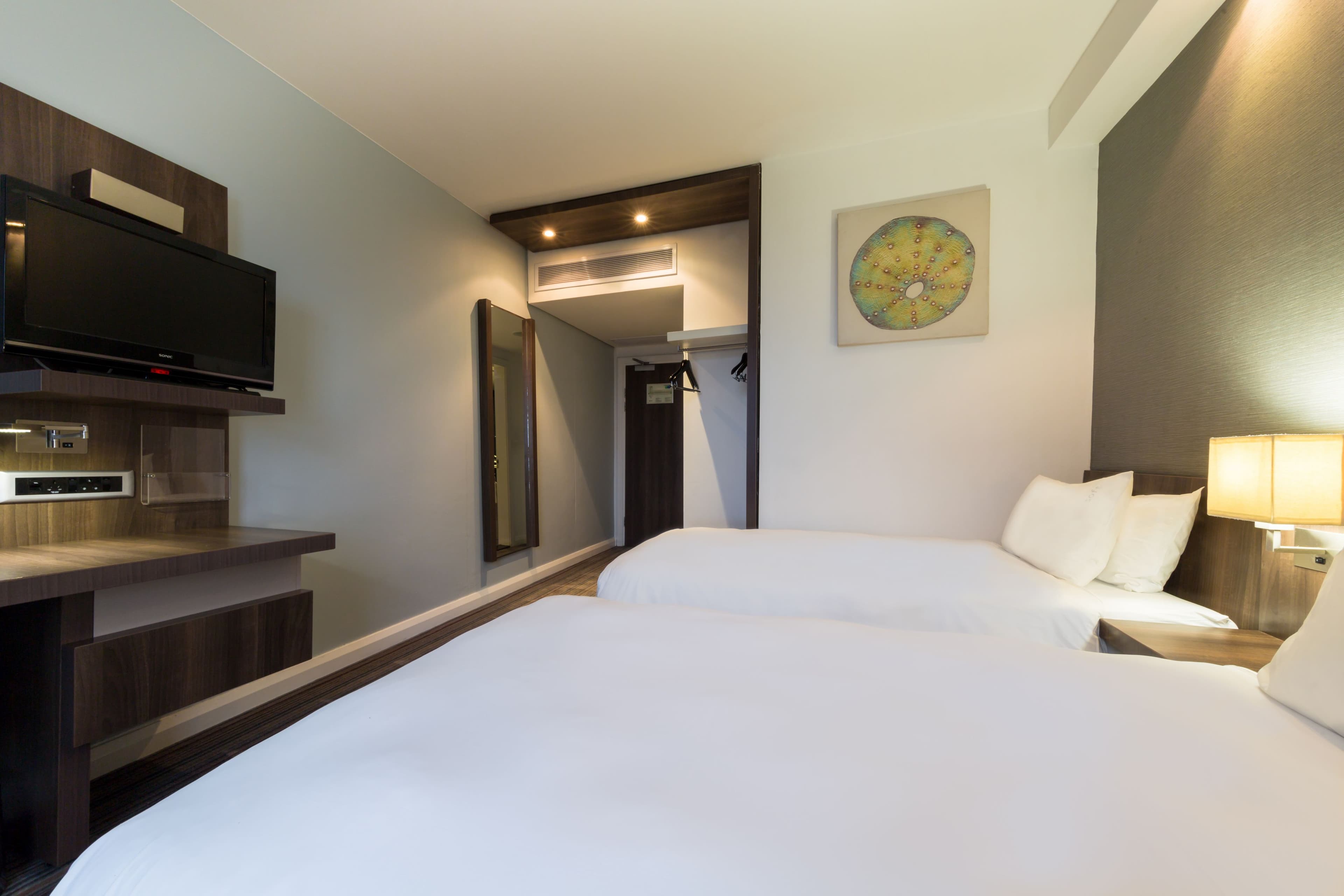 Holiday Inn Express Durban - Umhlanga - Image 5
