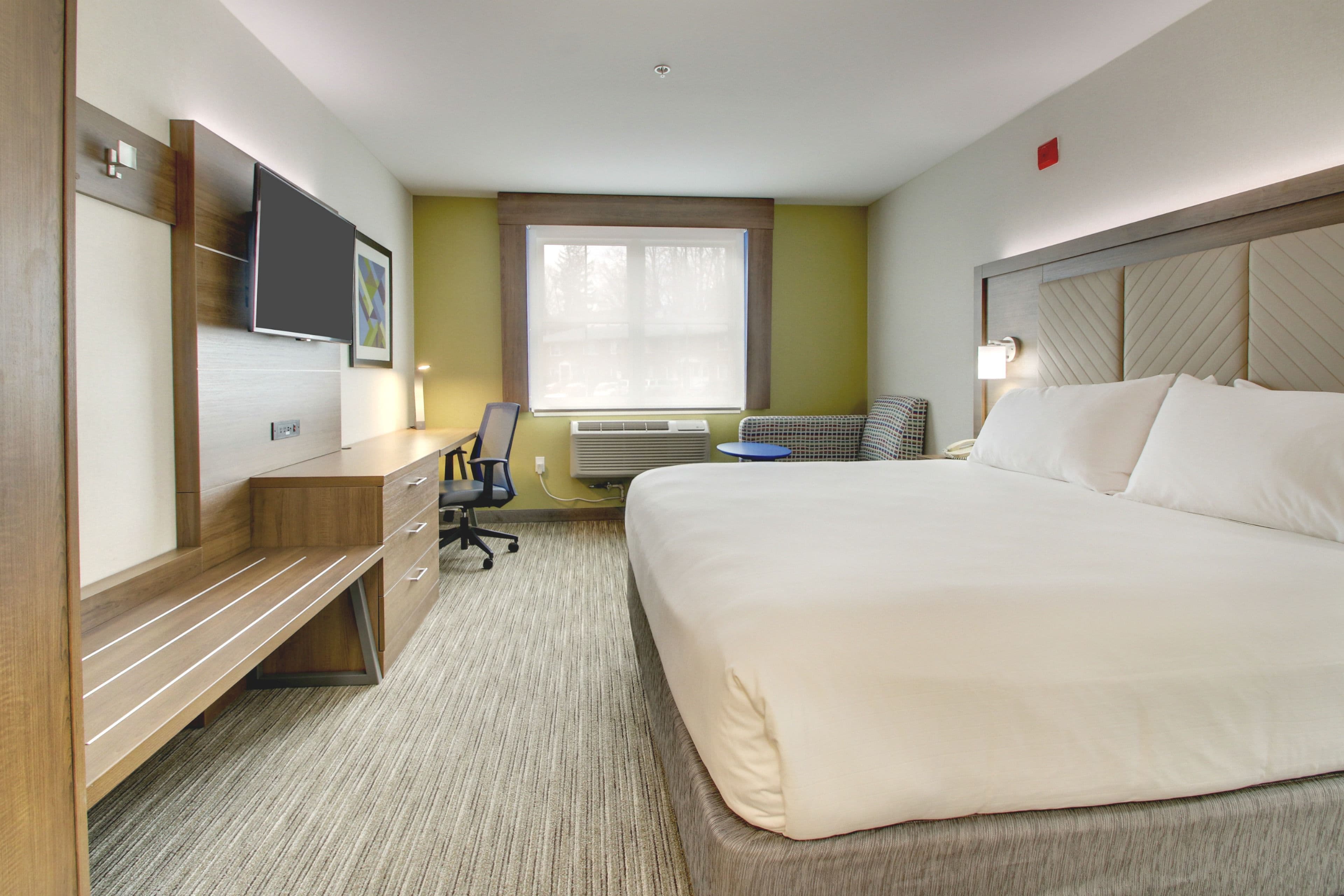 Holiday Inn Express Durham - (UNH) — 2
