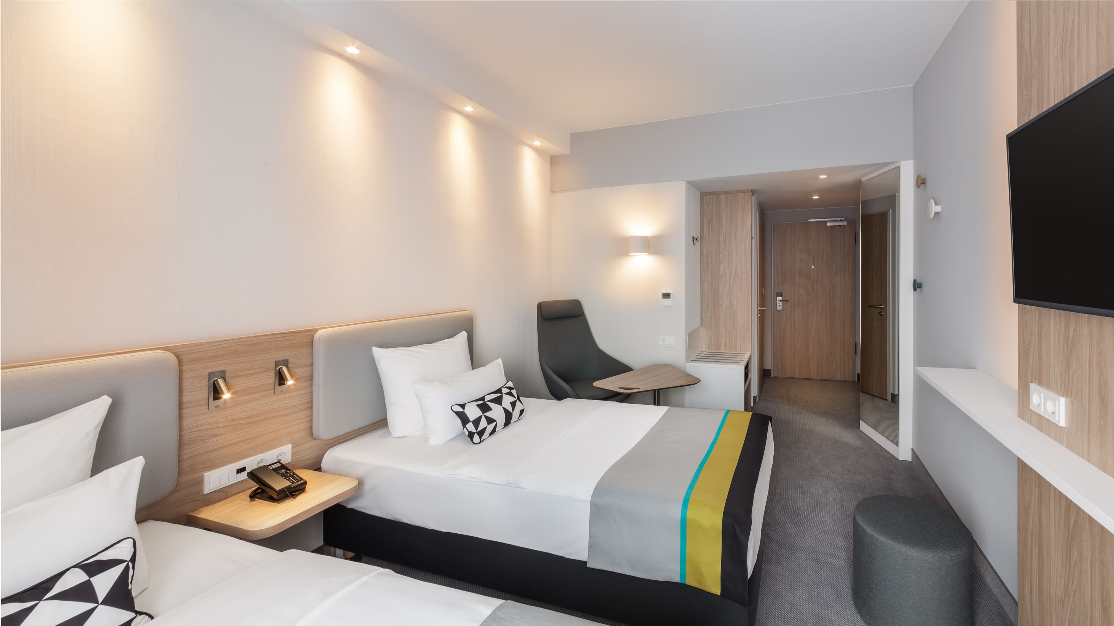 Holiday Inn Express Düsseldorf - Hauptbahnhof — 19