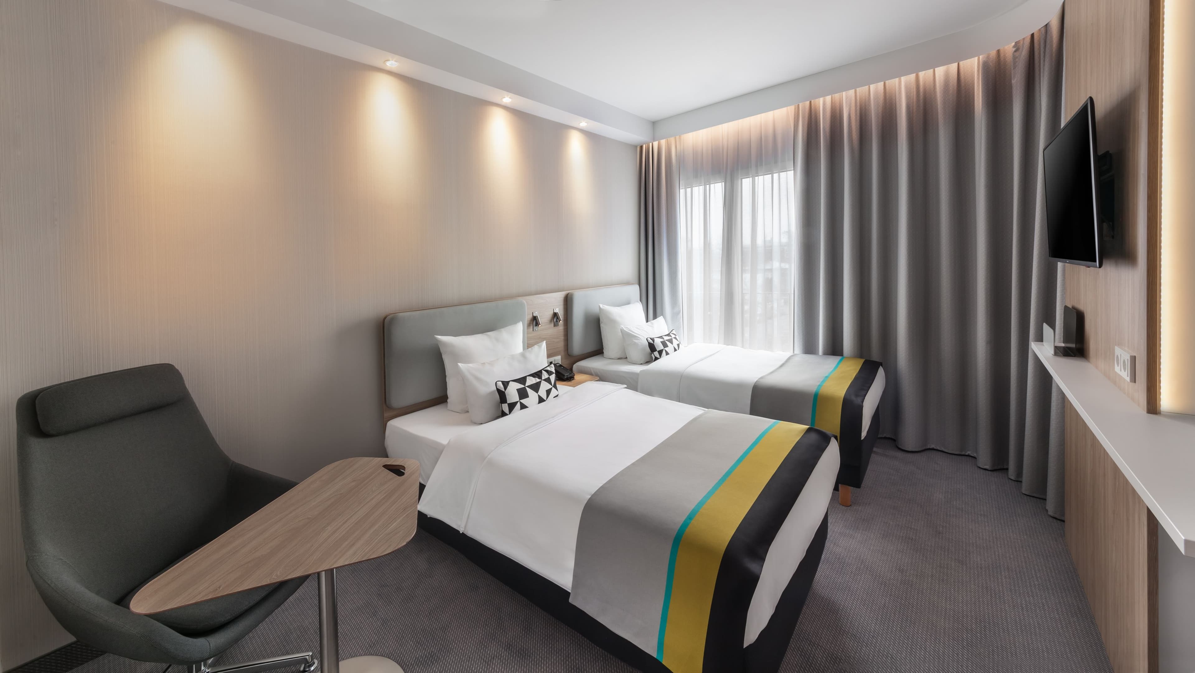 Holiday Inn Express Düsseldorf - Hauptbahnhof — 18