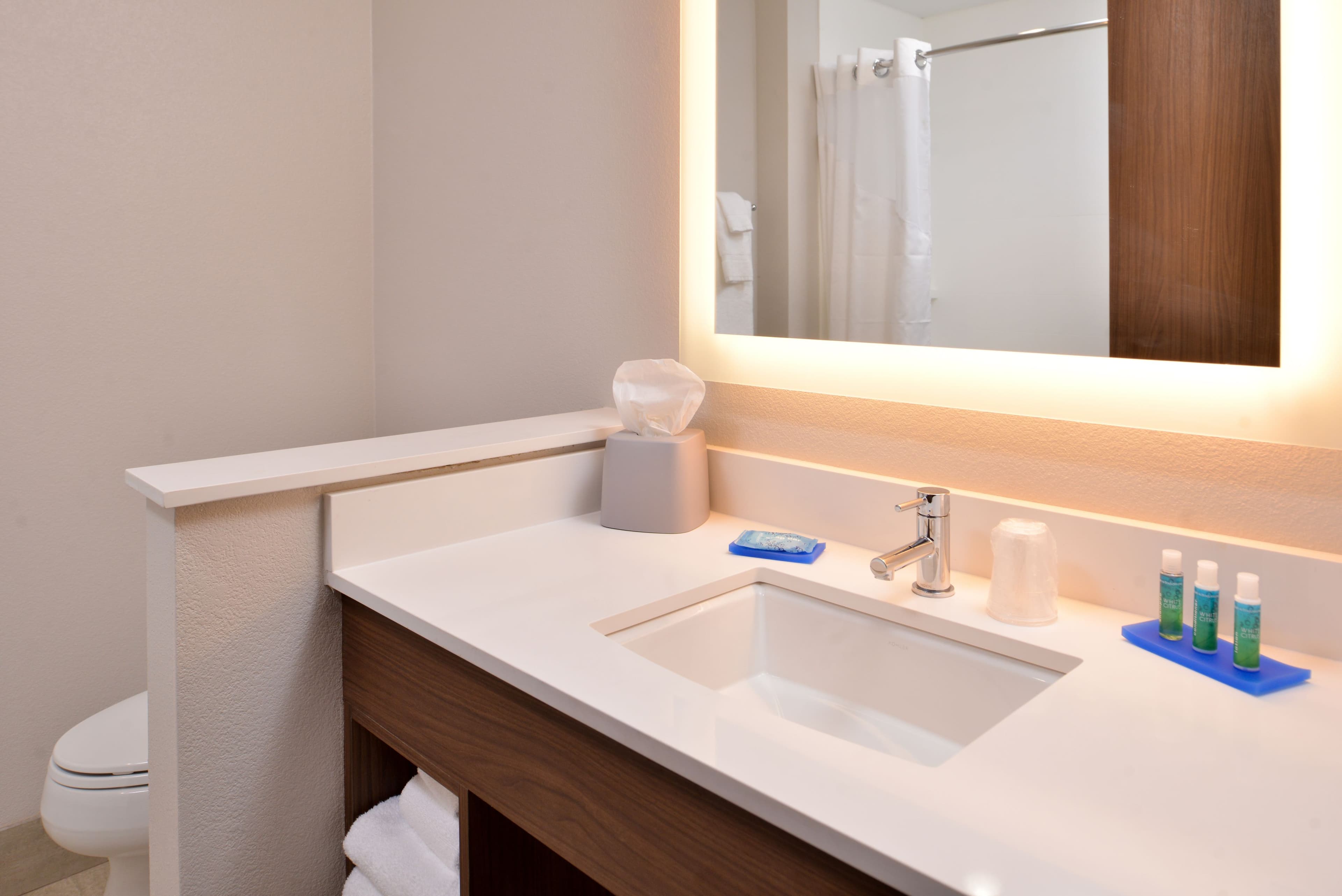Holiday Inn Express Early — 24
